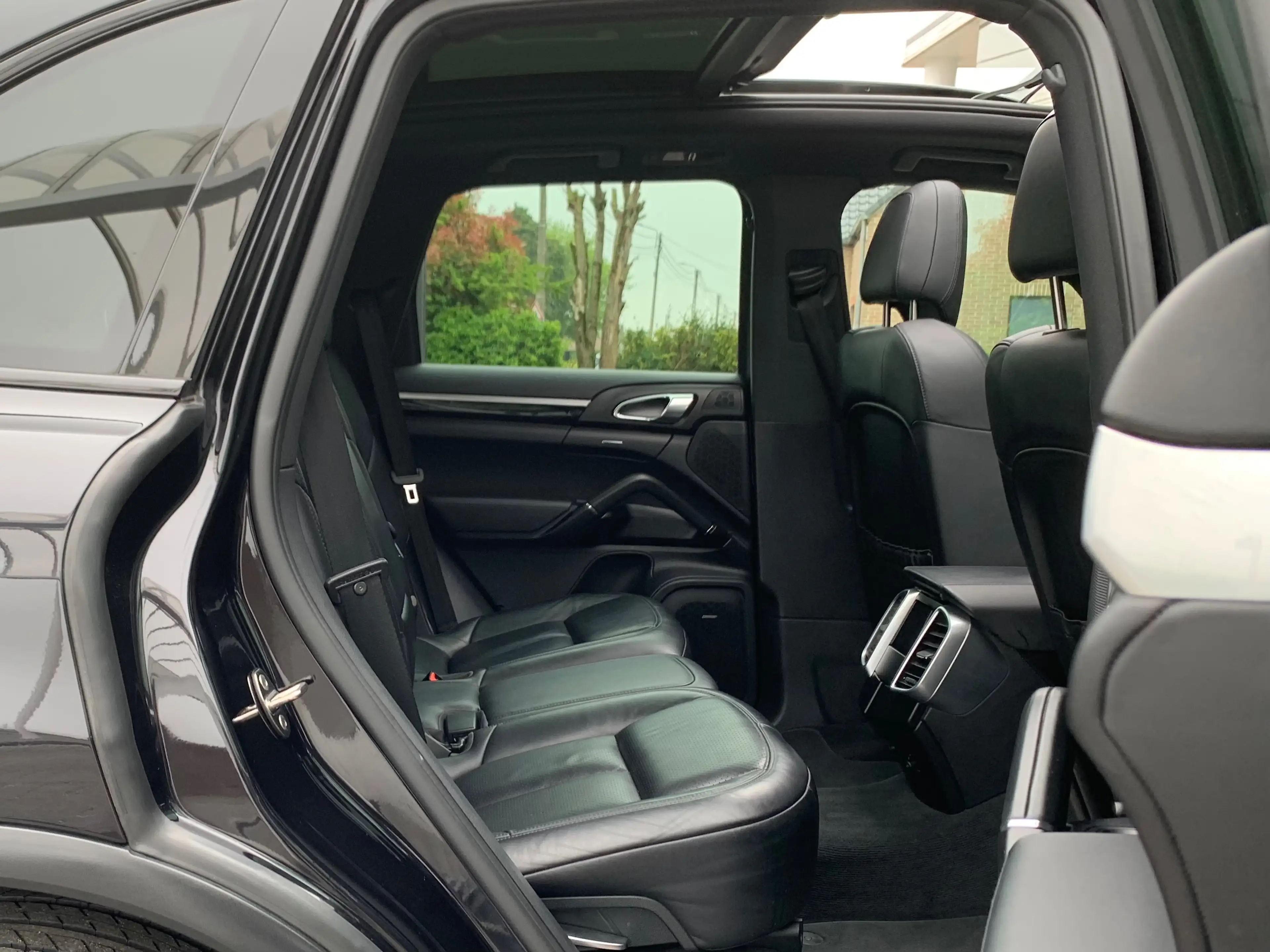 Porsche Cayenne S E-Hybrid 3.0i PHEV / FULL OPTIONS / CARNET / TVA — photo 15
