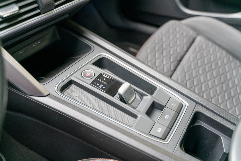 SEAT Leon Sportstourer FR Plus 2.0 TDI|ACC|CARPLAY — photo 8