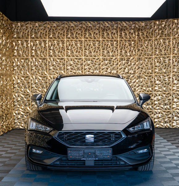 SEAT Leon Sportstourer FR Plus 2.0 TDI|ACC|CARPLAY — photo 2