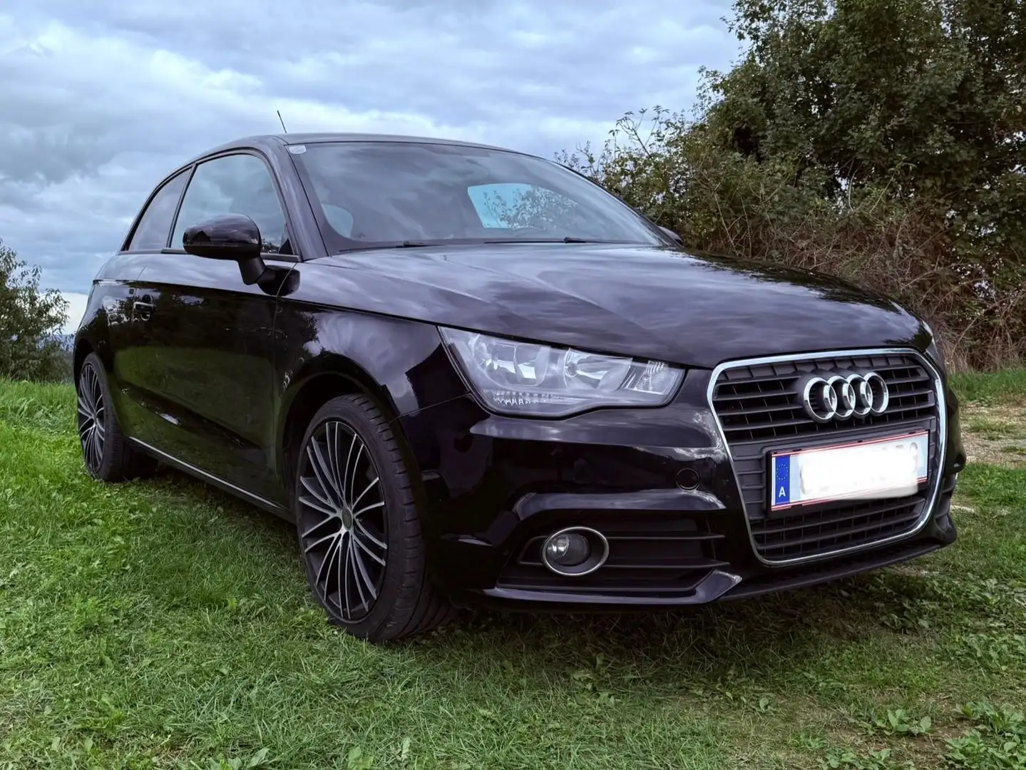 Audi A1 A1 1,2 TFSI Ambition Ambition Schwarz - 1