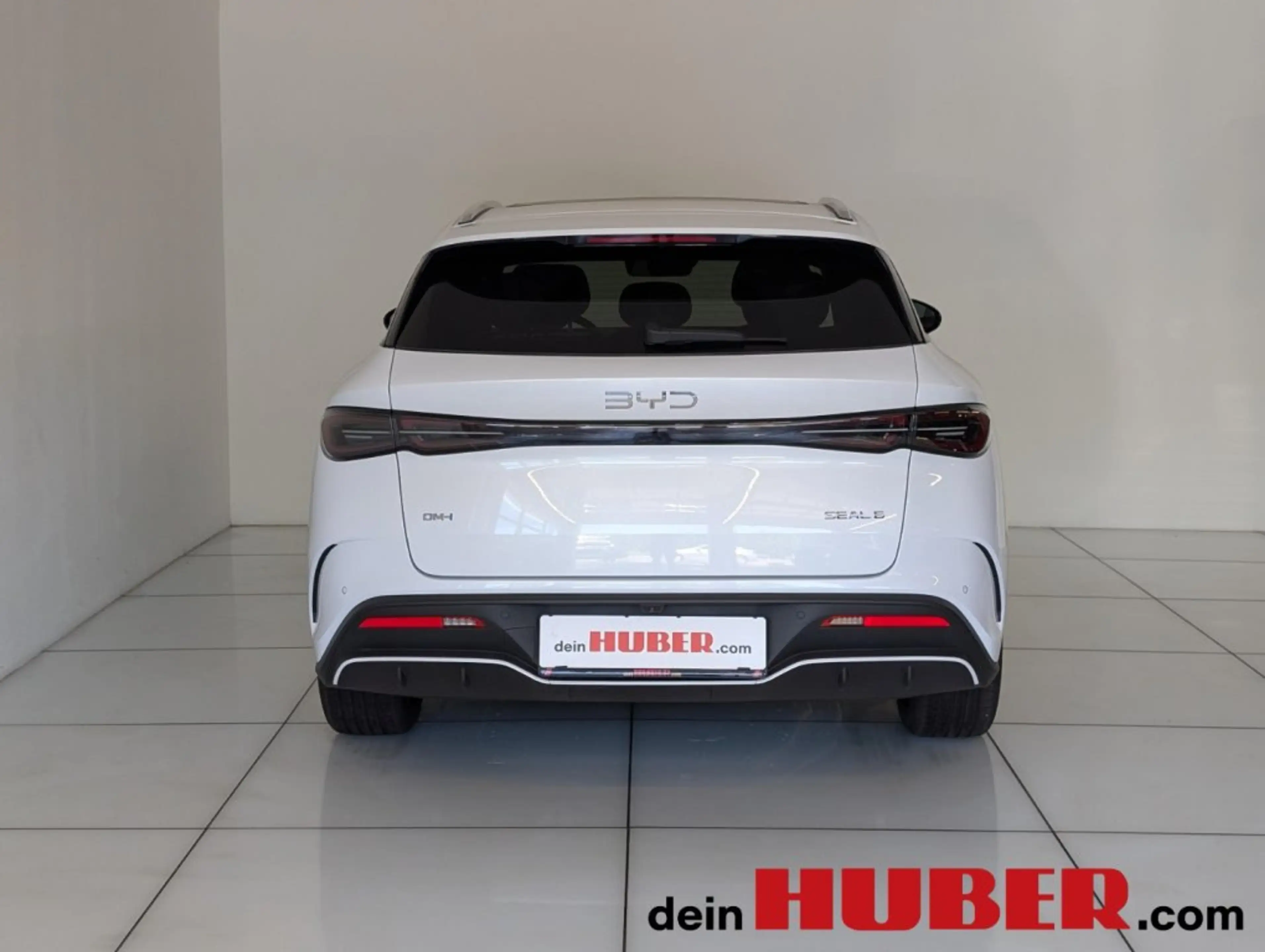 BYD Seal 6 DM-i Touring Comfort — photo 7