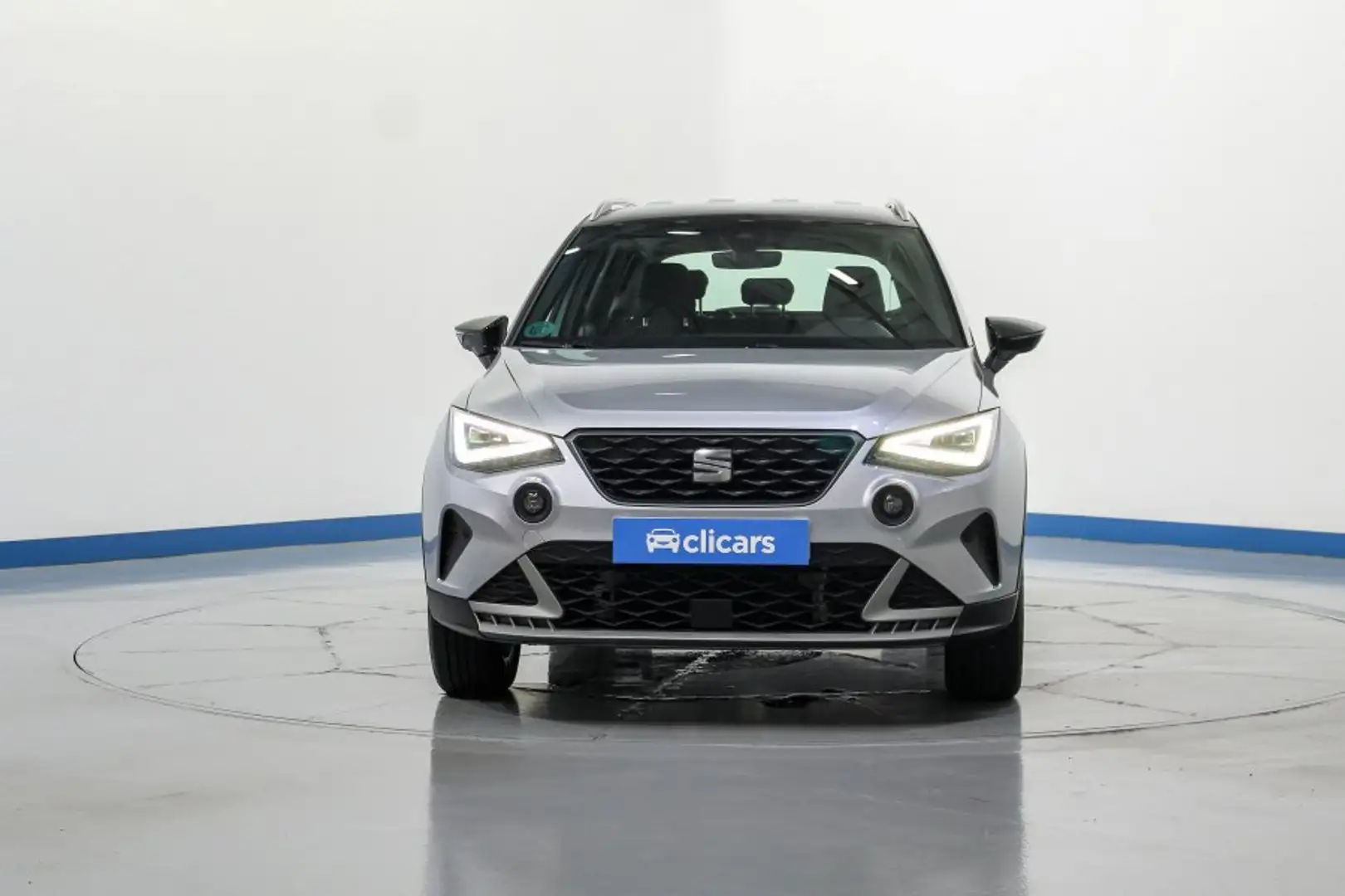 SEAT Arona 1.0 TSI S&S FR DSG7 XM 115 Plateado - 2