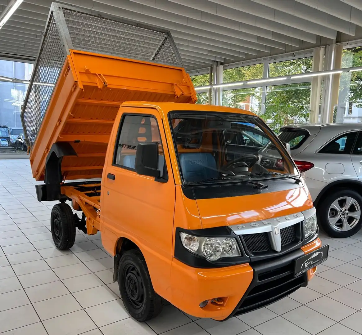 Piaggio Porter 1.3 Kipper 1. Hand HU neu Orange - 2