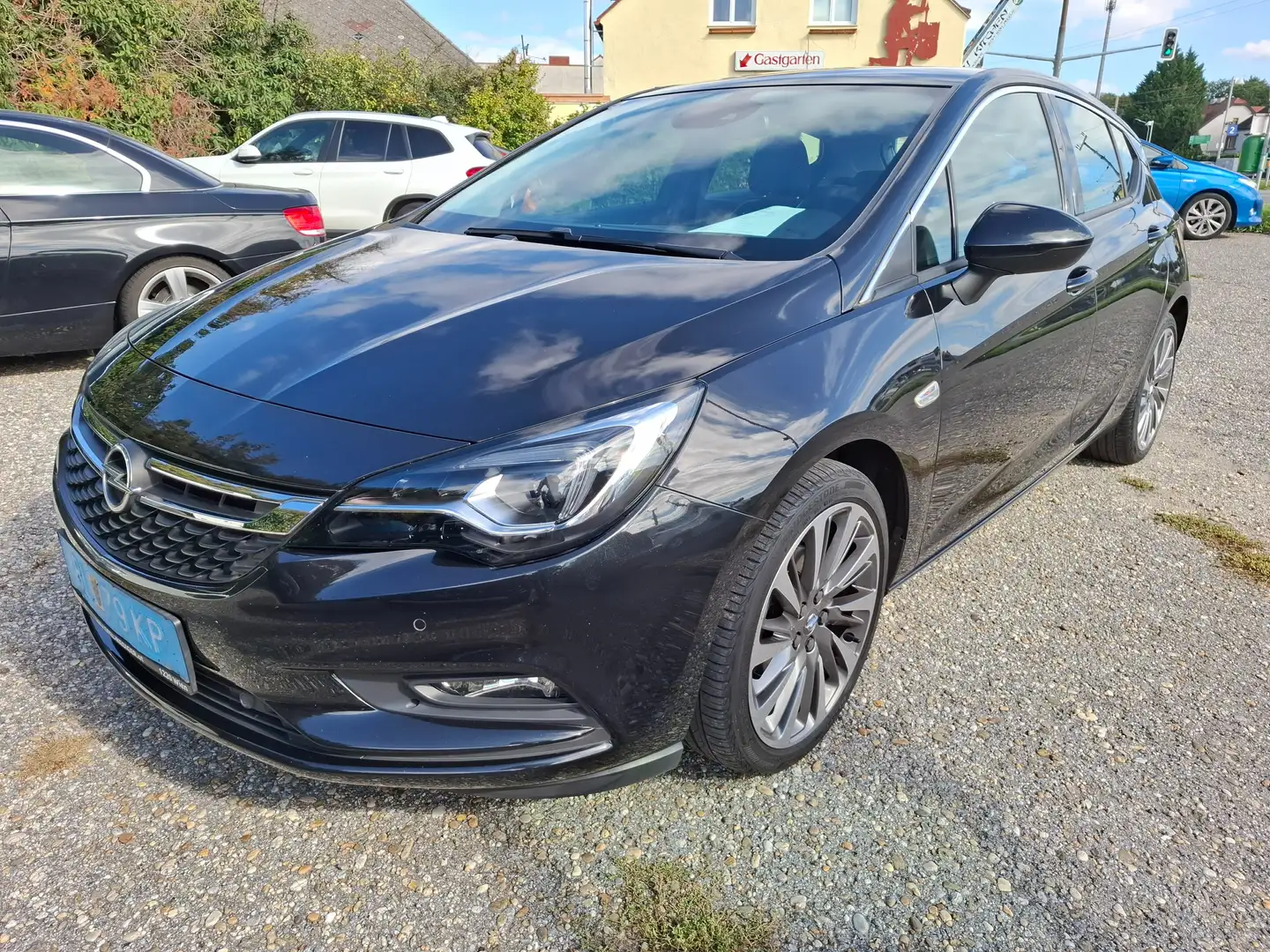 Opel Astra Innovation 1,4+1.Besitz+nur 71.000km+18Zoll! Schwarz - 1