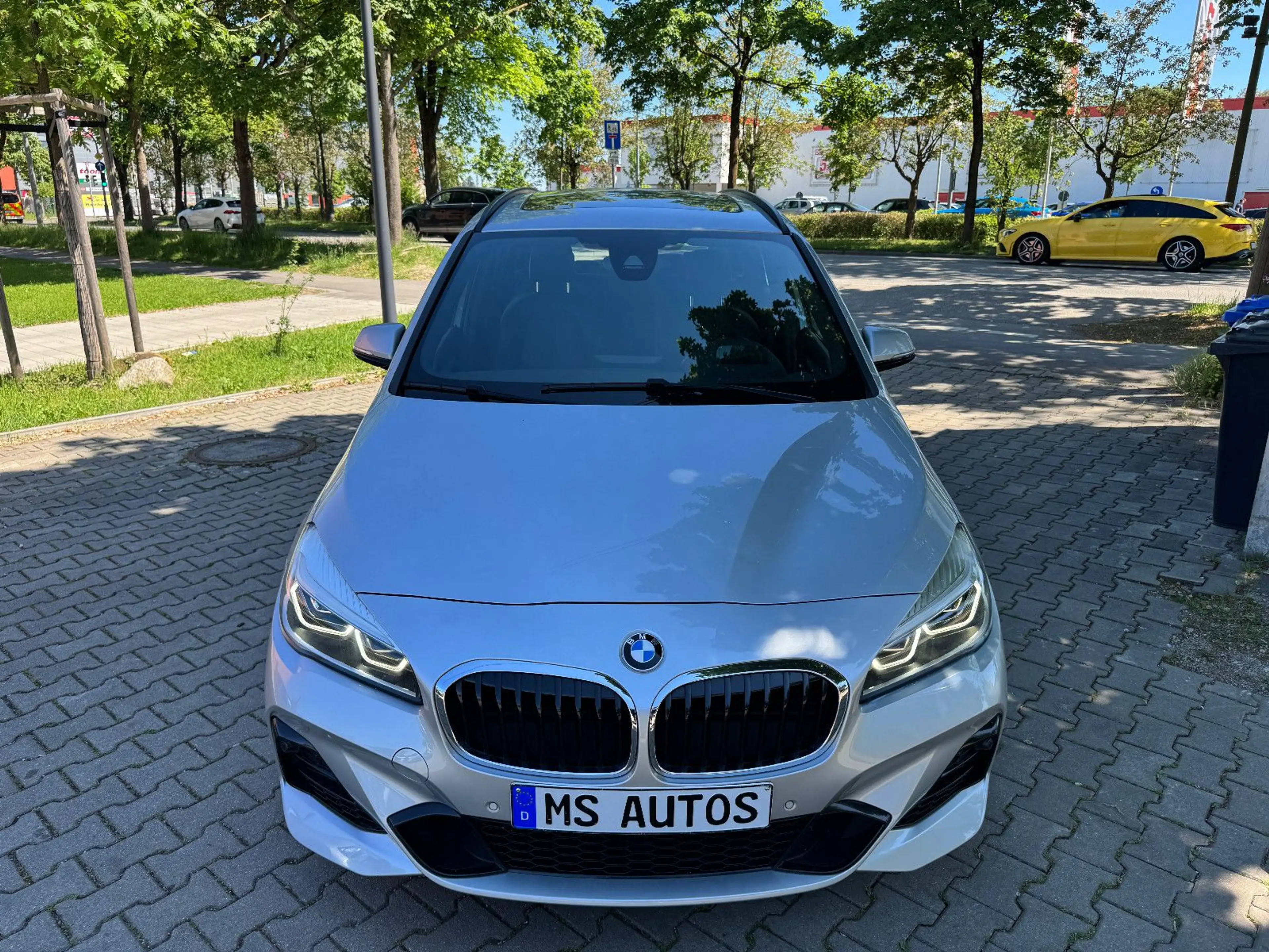 BMW 220 220 Gran T*MSport*7Sitze*Head Up*Panorama*Kamera — photo 8