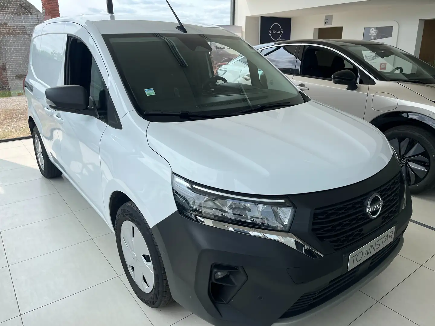 Nissan Townstar VAN  1.3 DIG-T L1H1 N-Connecta S/S Wit - 2