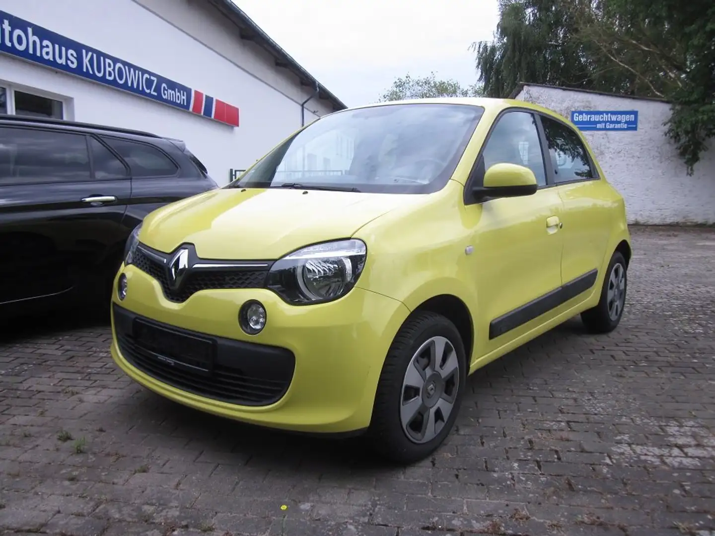 Renault Twingo Dynamique Gelb - 1