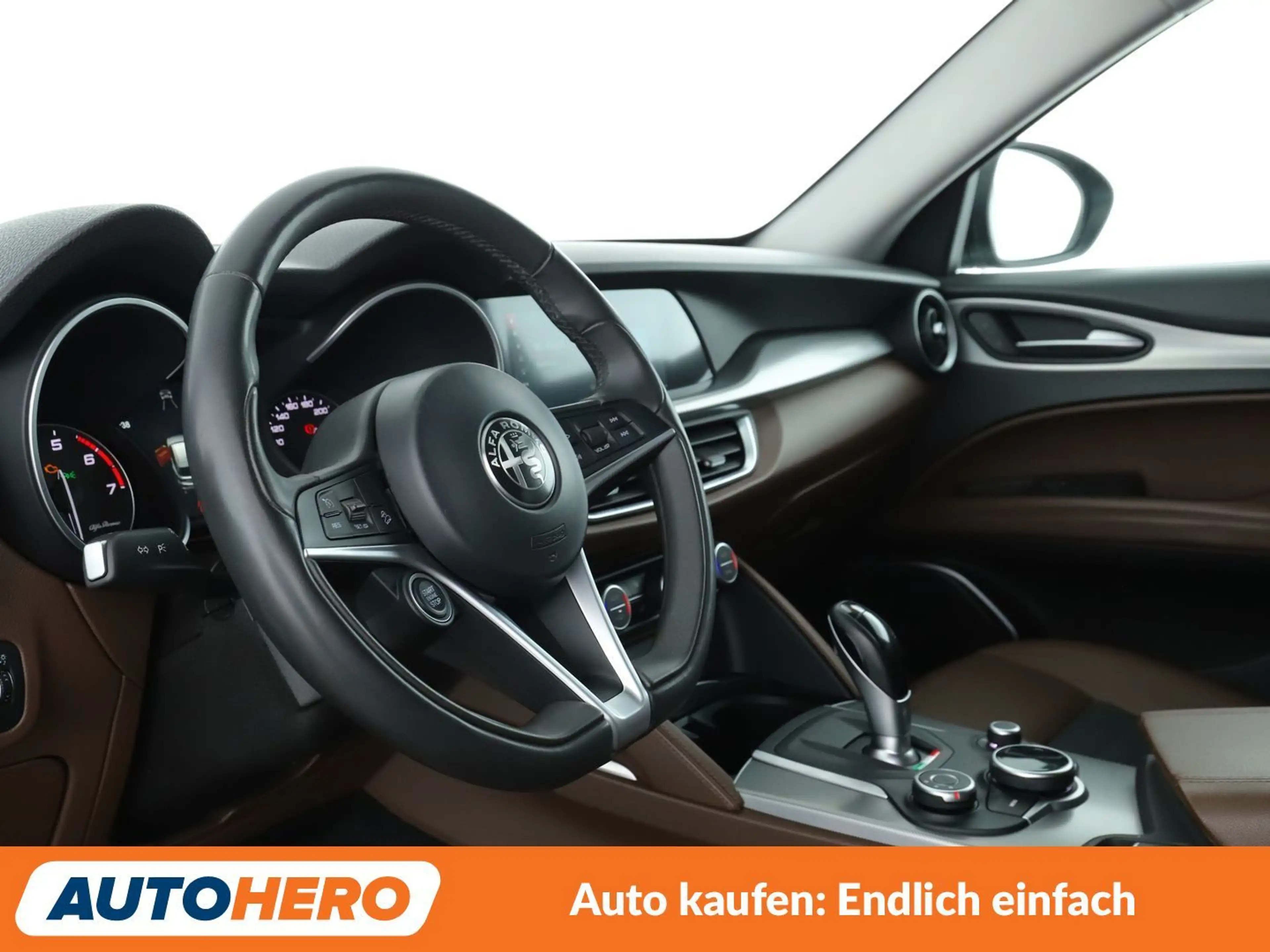 Alfa Romeo Stelvio 2.0 Turbo Super Q4 Aut.*NAVI*BI-XENON*ACC*CAM*PDC* — photo 11
