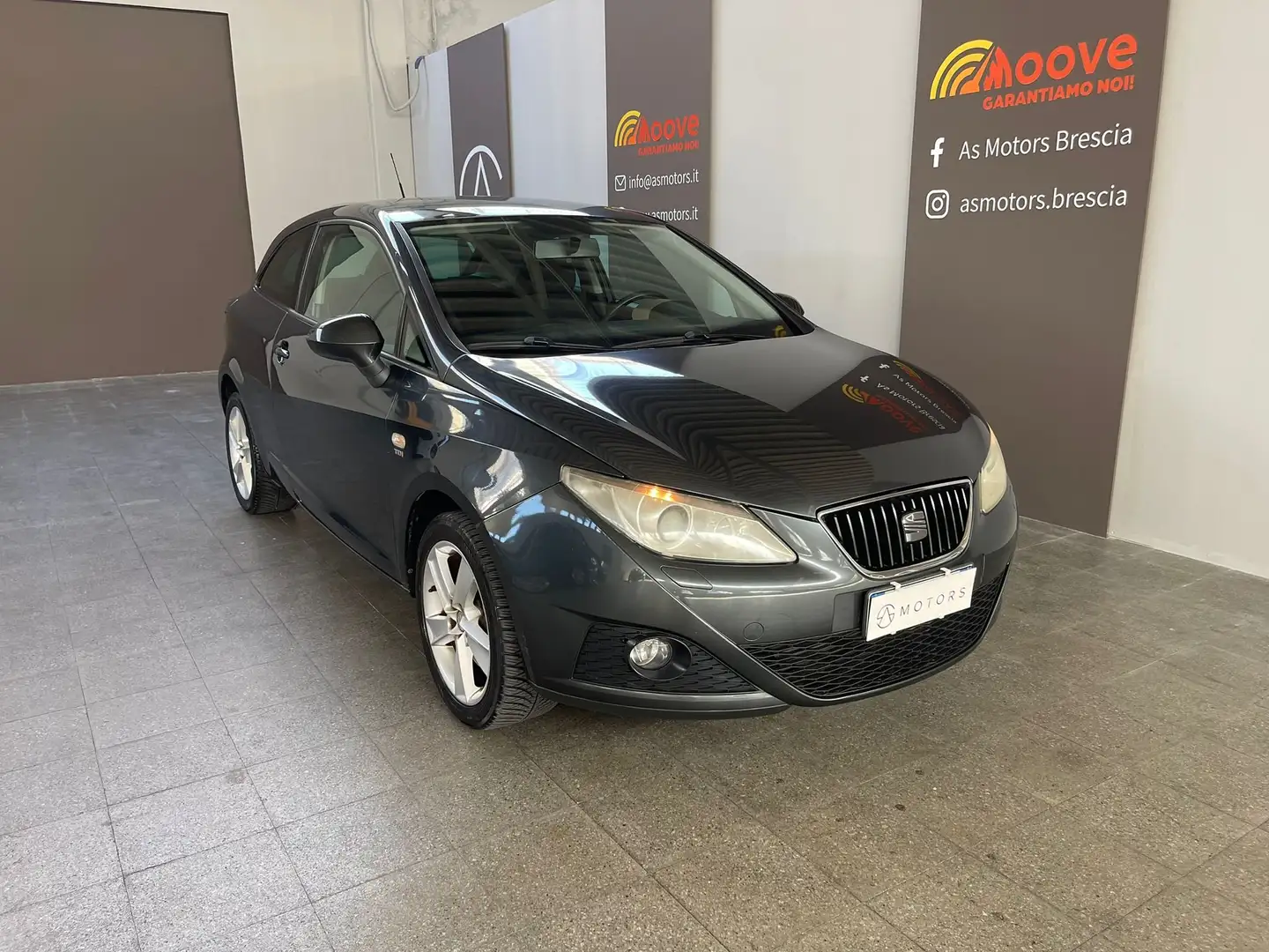 SEAT Ibiza Ibiza IV 2008 Berlina SC 1.6 tdi cr Sport 105cv Серый - 1