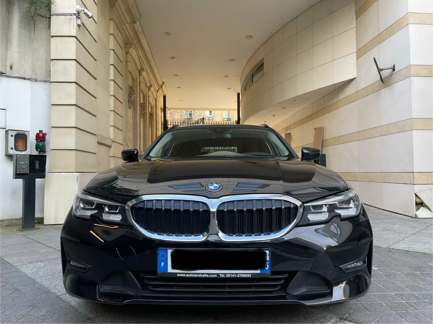 BMW 320 G21 TOURING 204 ADVANTAGE Noir - 1
