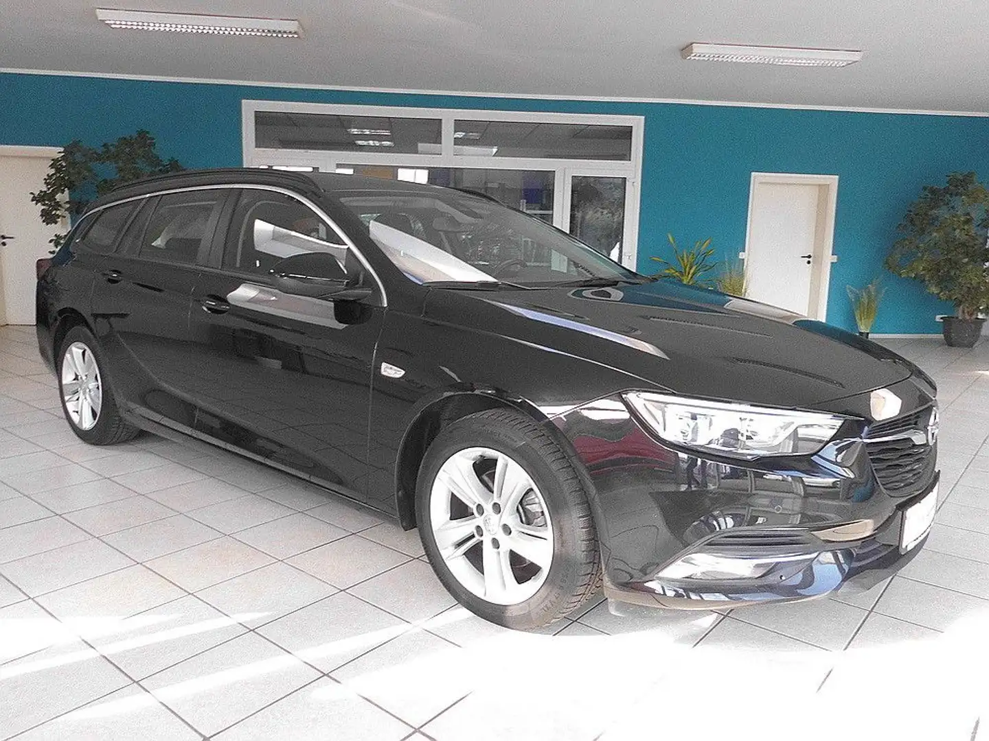 Opel Insignia B Sports Tourer Business Edition 29tkm. Schwarz - 2