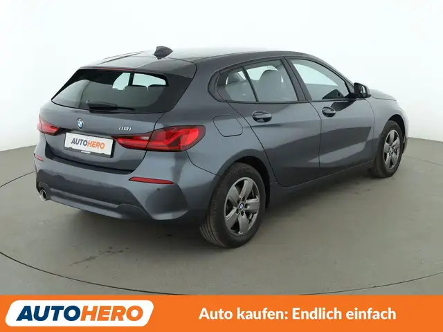 BMW 1 Series view 6