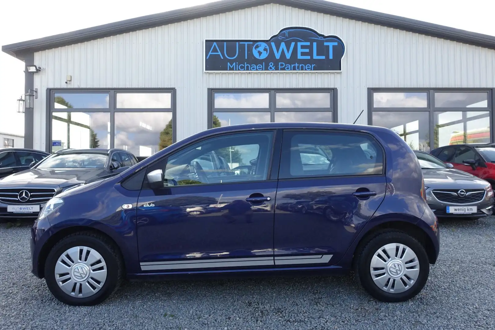 Volkswagen up! 1.0 35 TKM KLIMA SITZH NAVI TÜV+Insp. NEU Blau - 1