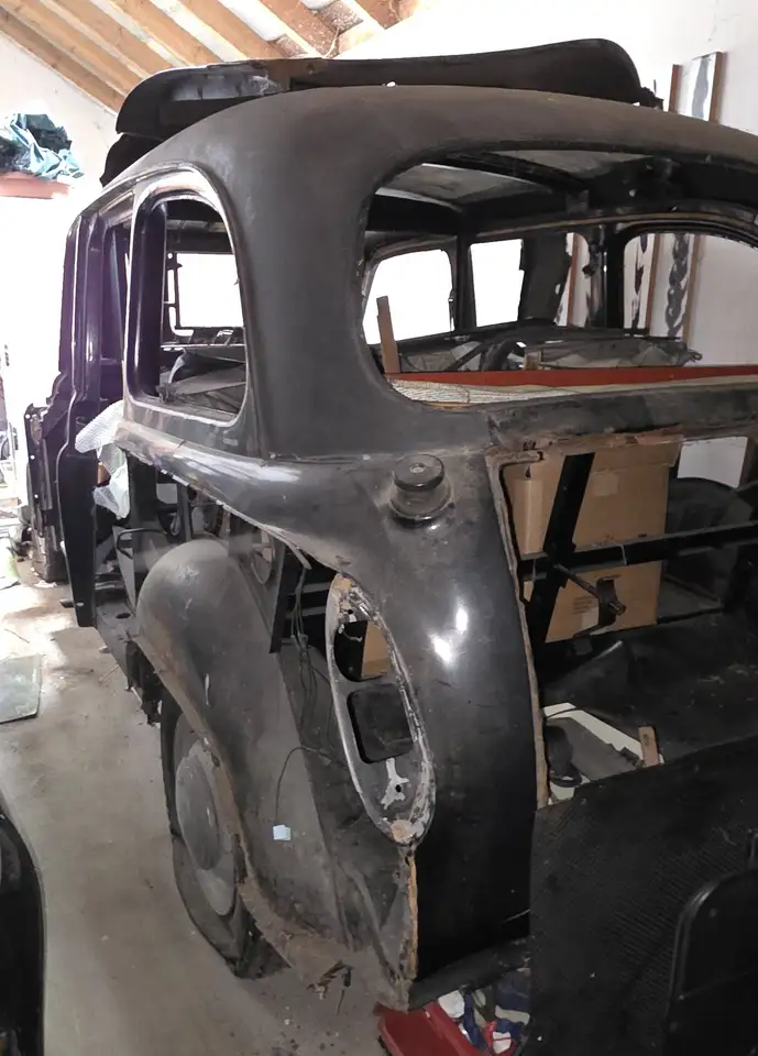 Austin London Taxi FX4R Carbadies, foto 6