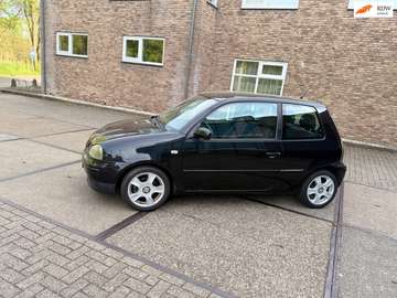 1.4i-16V Sport ((( 101 pk ))) airco