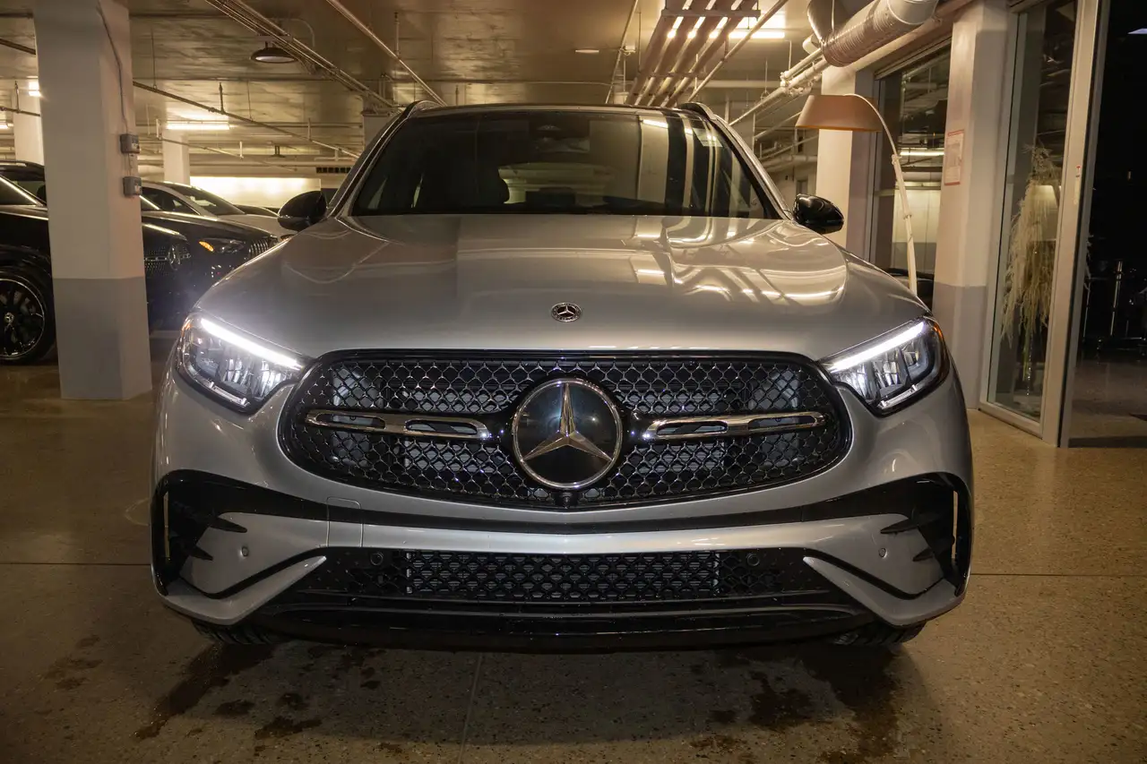 Mercedes-Benz GLC снимка Mercedes-Benz GLC
