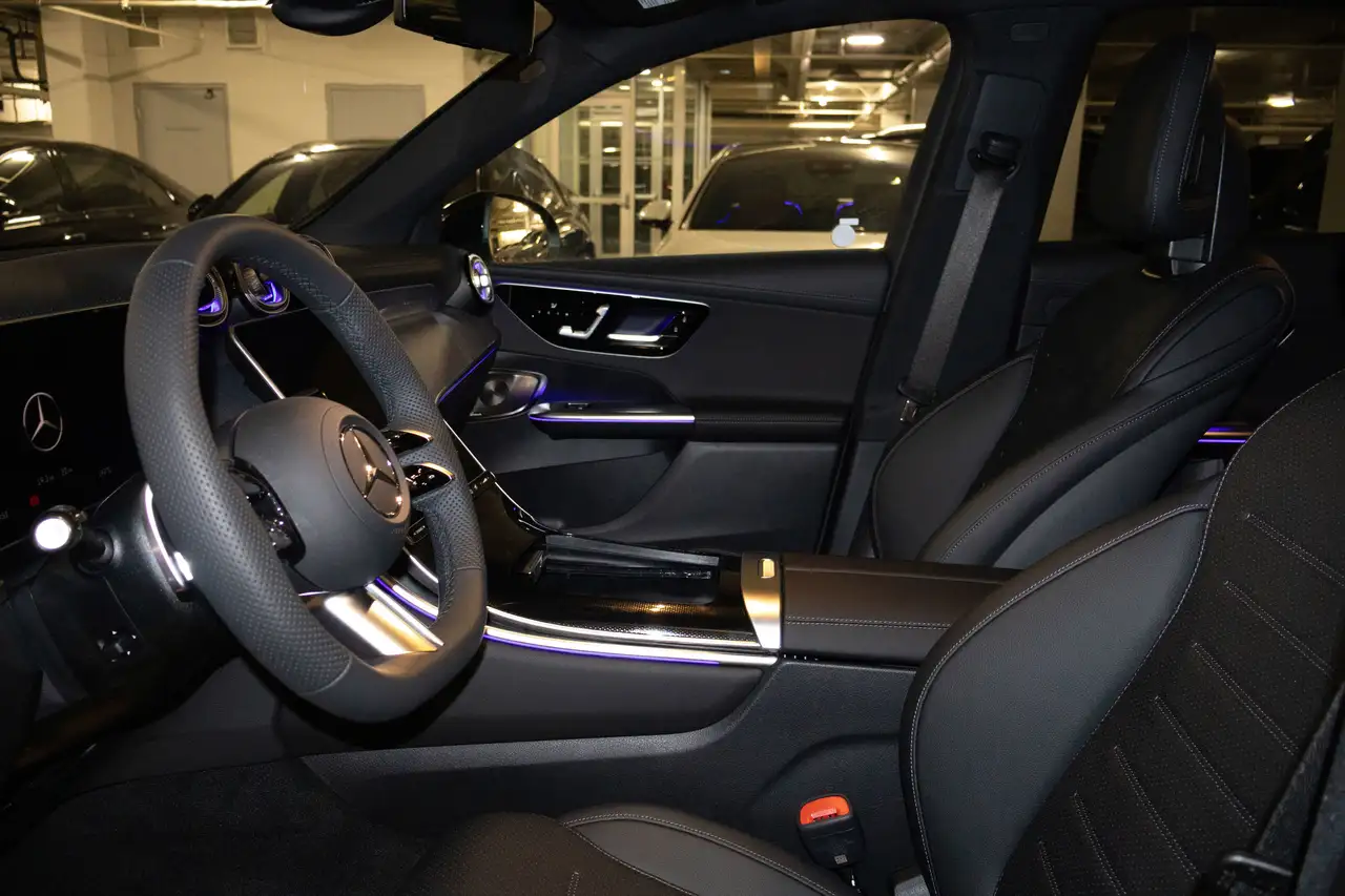 Mercedes-Benz GLC снимка Mercedes-Benz GLC