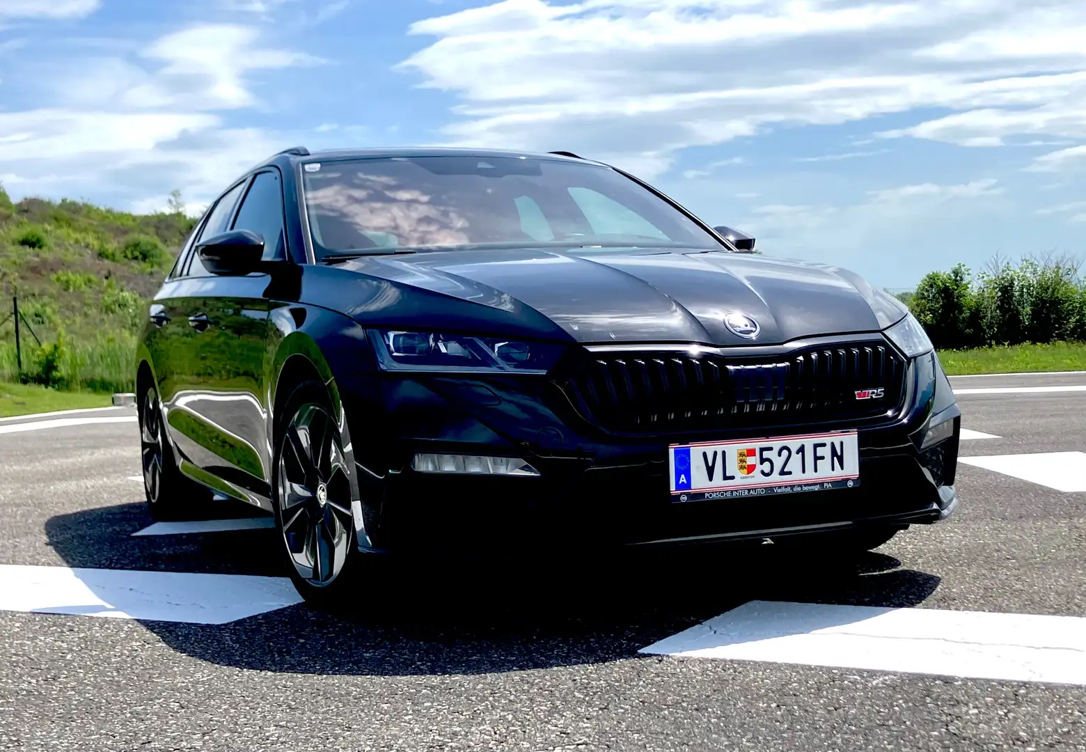 Skoda Octavia Octavia Combi 2,0 TDI RS DSG RS Schwarz - 1