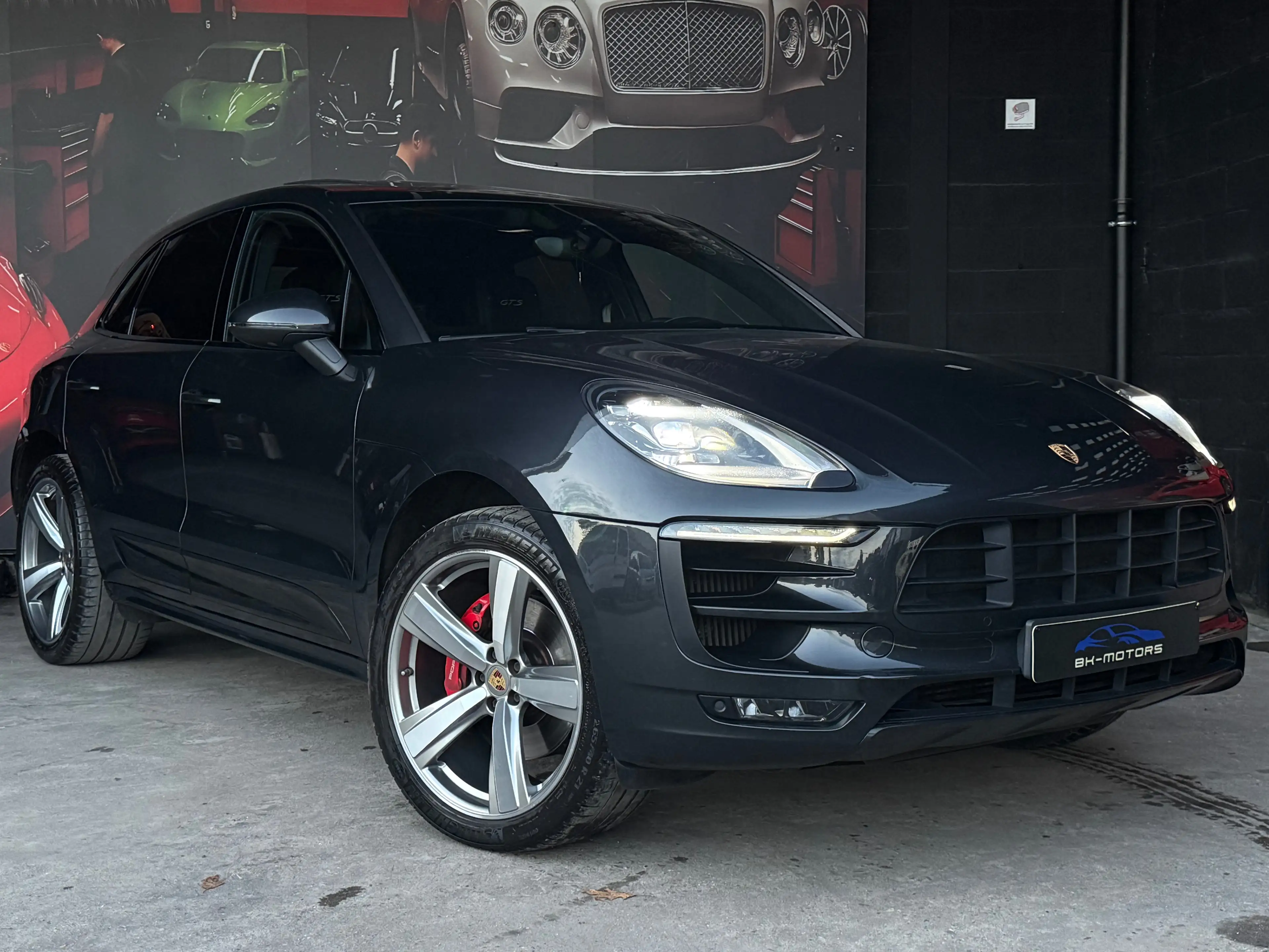 Porsche Macan Macan GTS 3.0 V6 Bi-Turbo PDK — photo 3