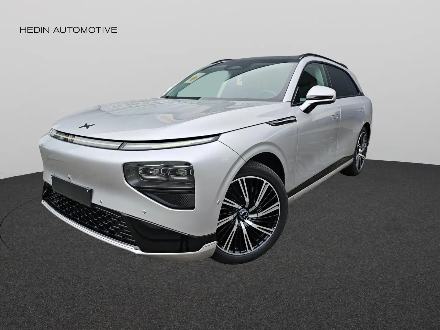 Xpeng G9 Performance AWD Argent - 1