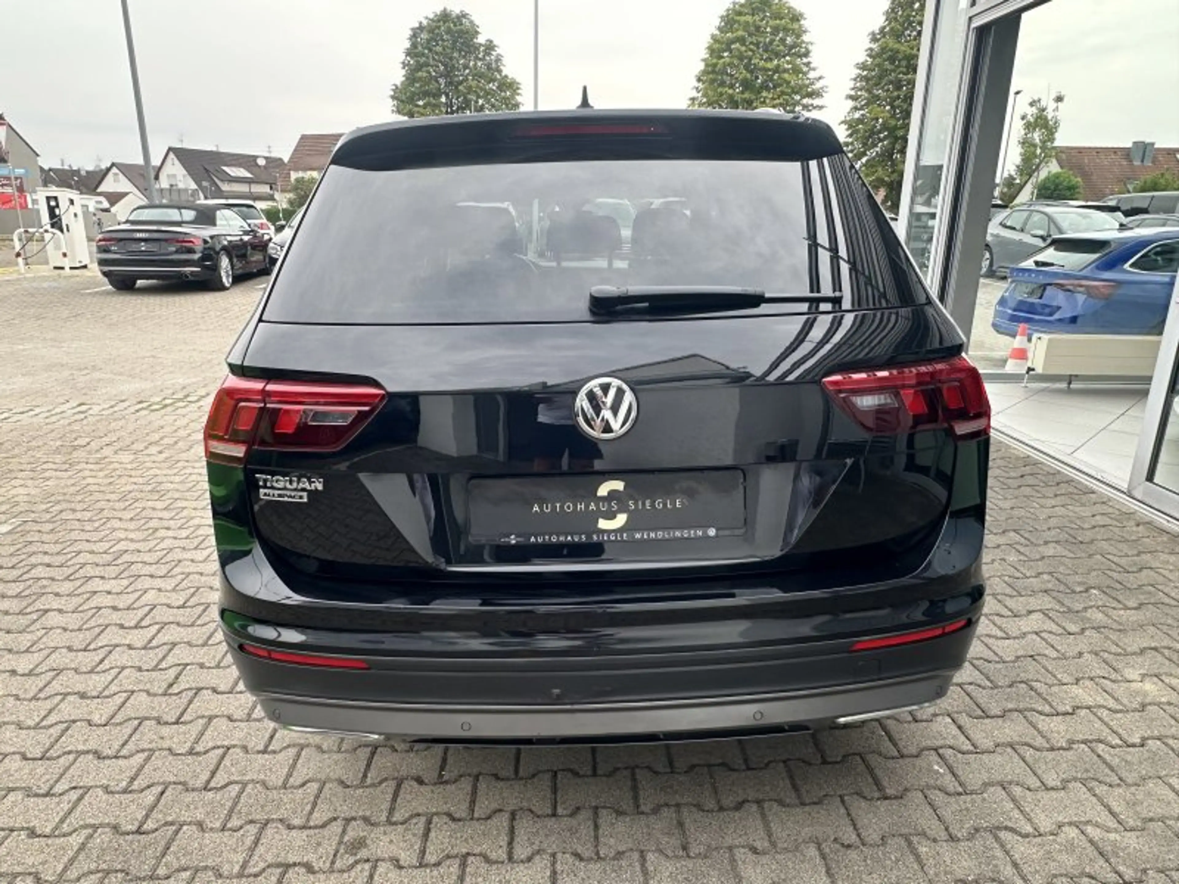 Volkswagen Tiguan Allspace 2.0 TDI United AHK Navi Pano ACC PDC Sitzheizung — photo 5