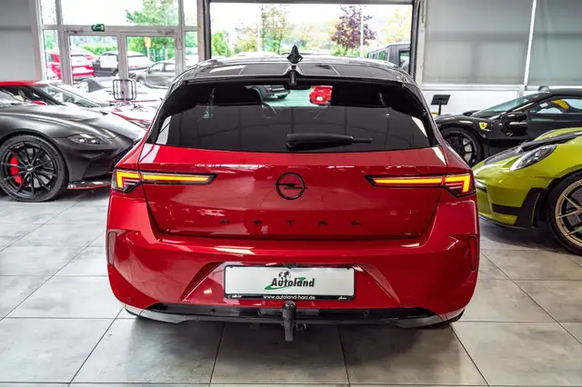 Opel Astra view 6
