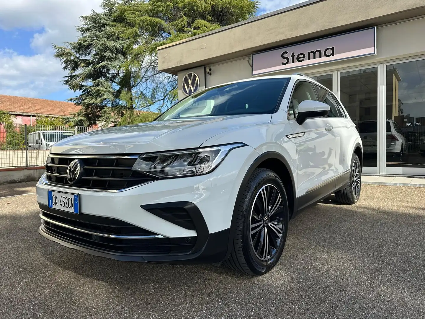 Volkswagen Tiguan Tiguan II 2021 1.5 tsi Life 130cv PERFETTA! Bianco - 1