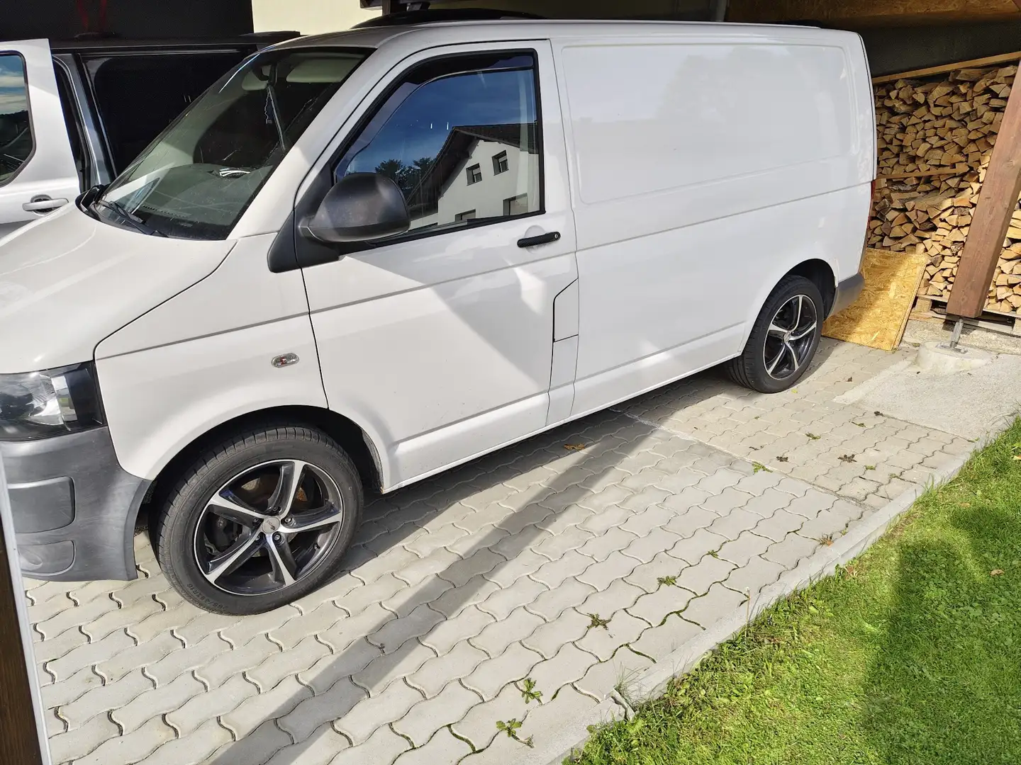 Volkswagen T5 Transporter L1H1 Weiß - 1