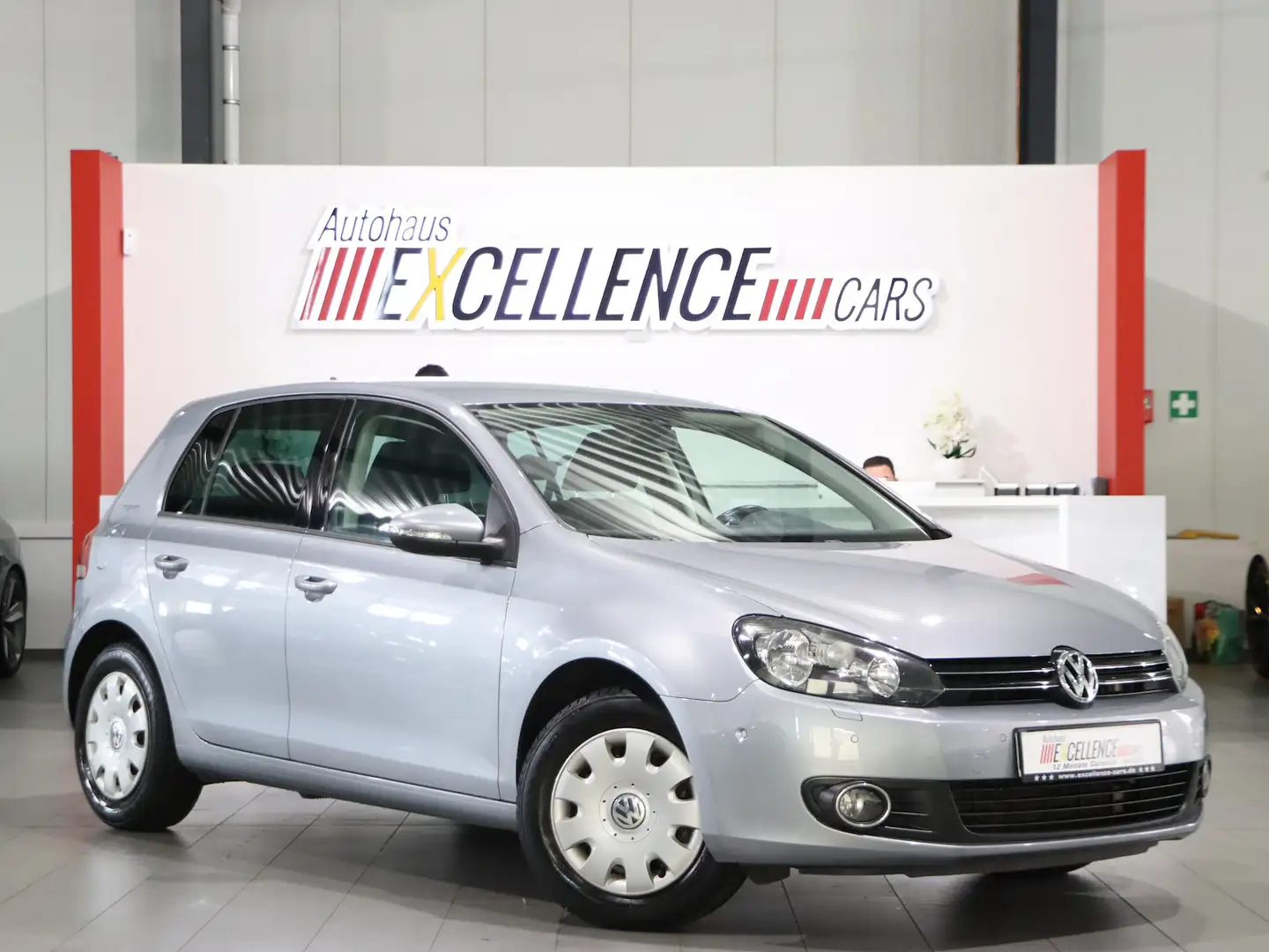 Volkswagen Golf VI 1.2 TSI DSG TEAM 4-TÜRER / NAVI-PLUS / Argento - 1