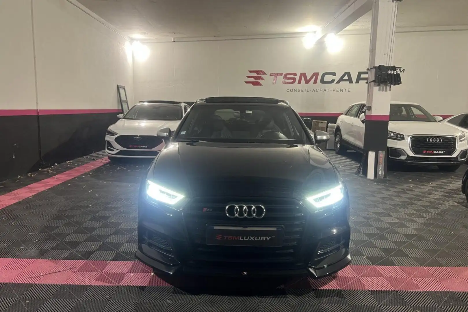 Audi A3 S3 Quattro 2.0 50 TFSI - 300 - BV S-tronic S3 8V . Noir - 2