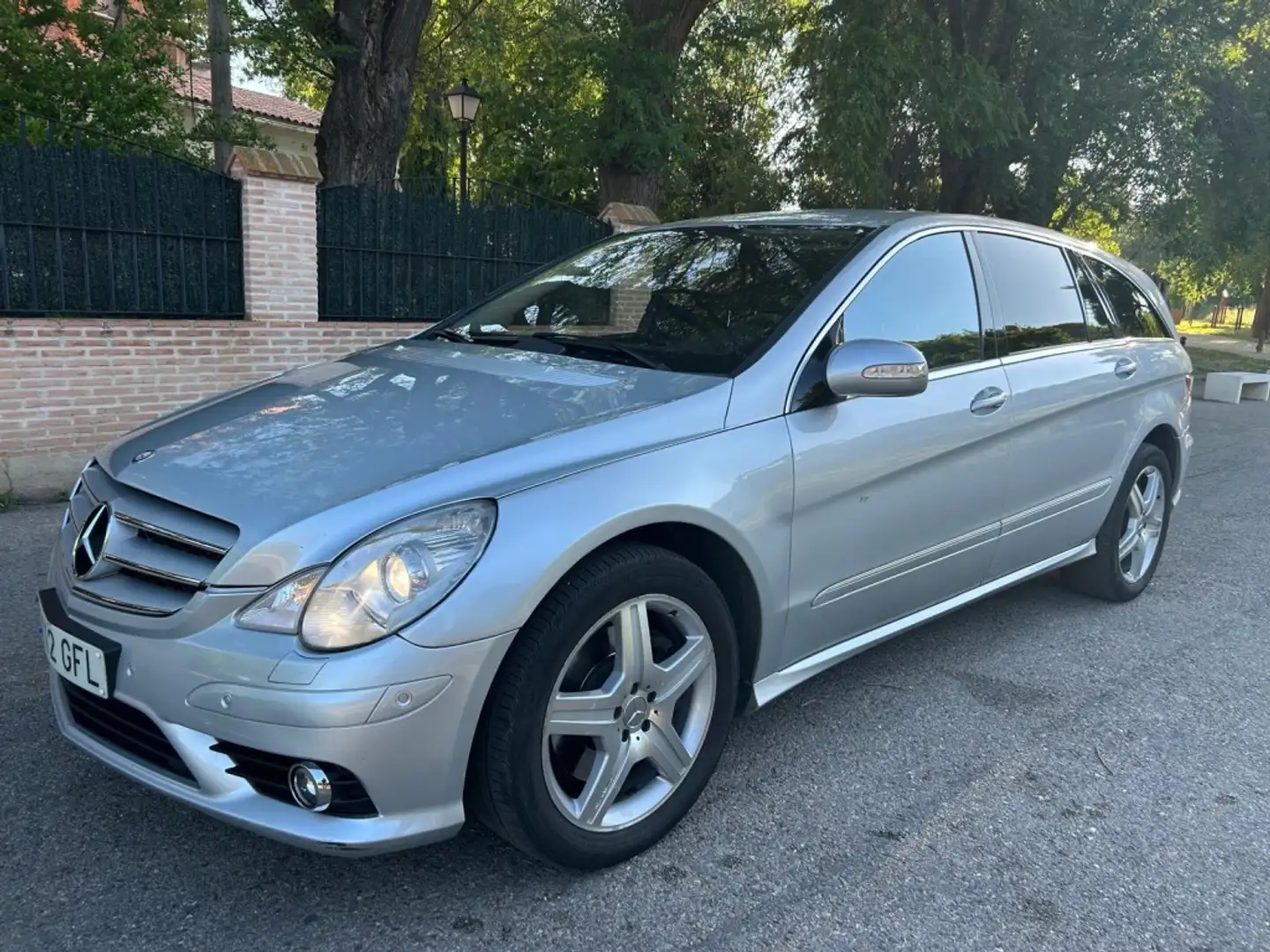 Mercedes-Benz R 320 500 L 4M Aut. Grijs - 1