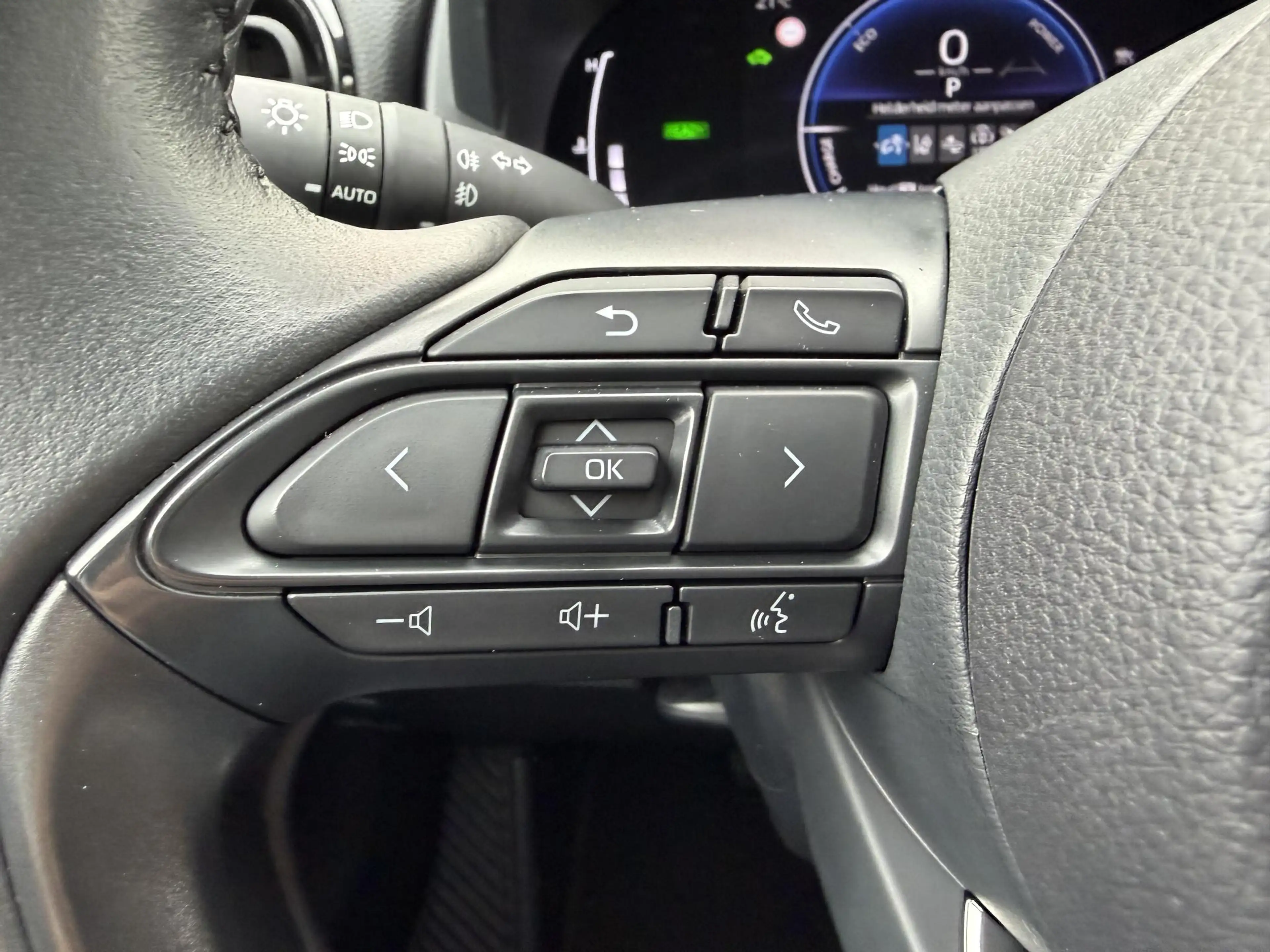 Toyota Yaris Cross 1.5 Hybrid 115 Active — photo 14