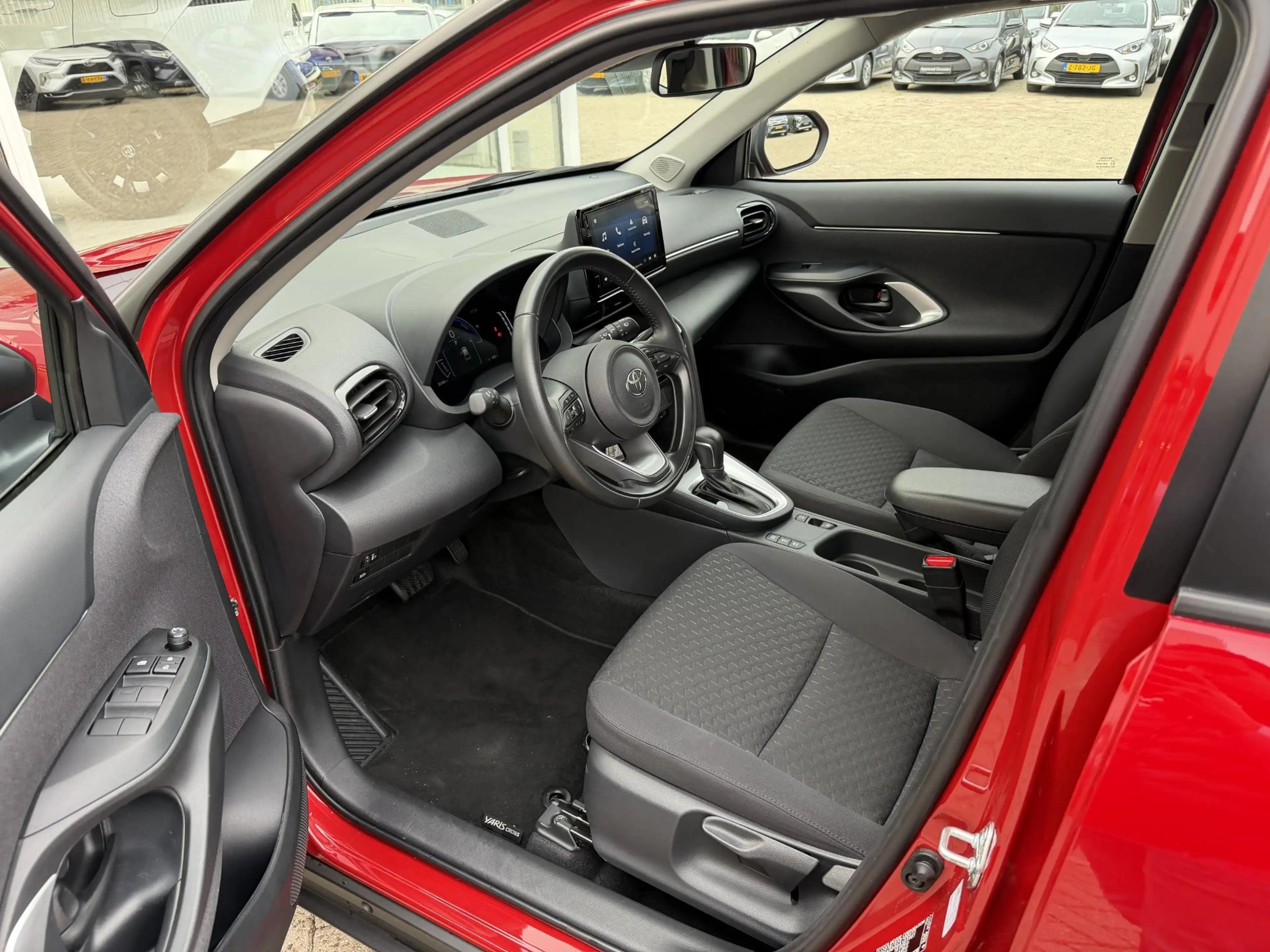 Toyota Yaris Cross 1.5 Hybrid 115 Active — photo 11