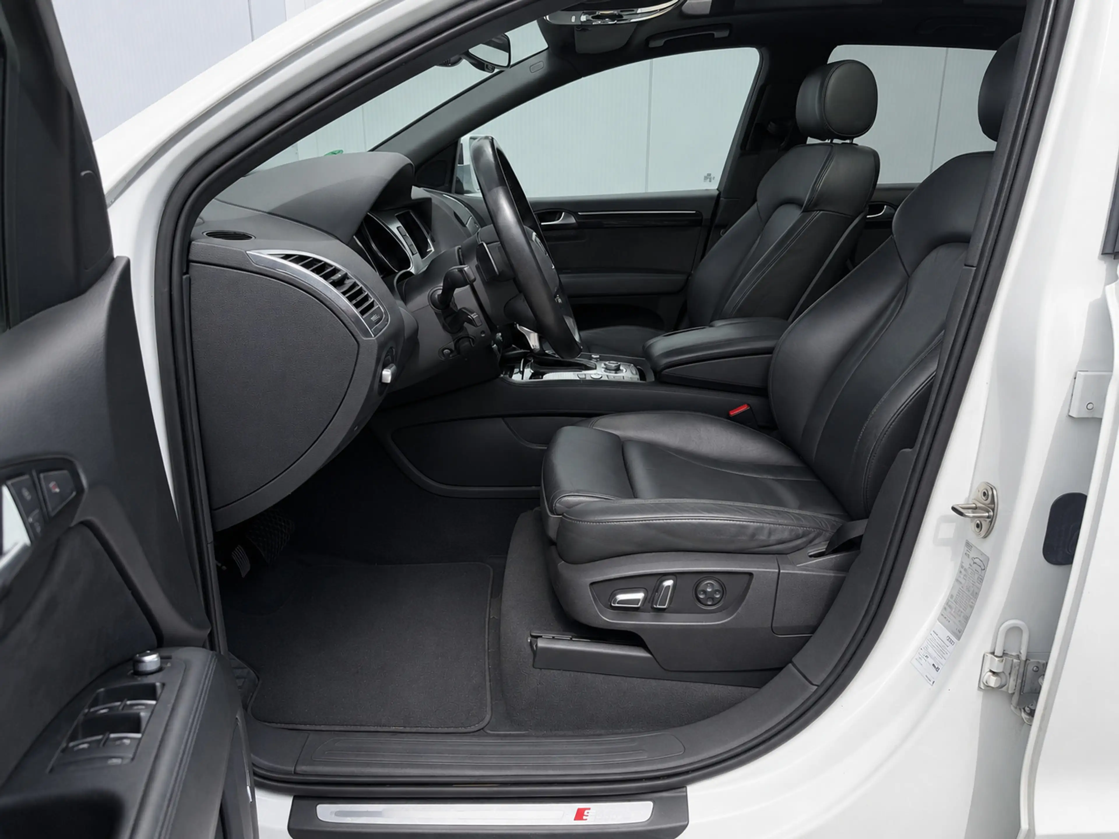 Audi Q7 3.0 TFSI quattro S line - 7 Pers - Top uitvoering — photo 12