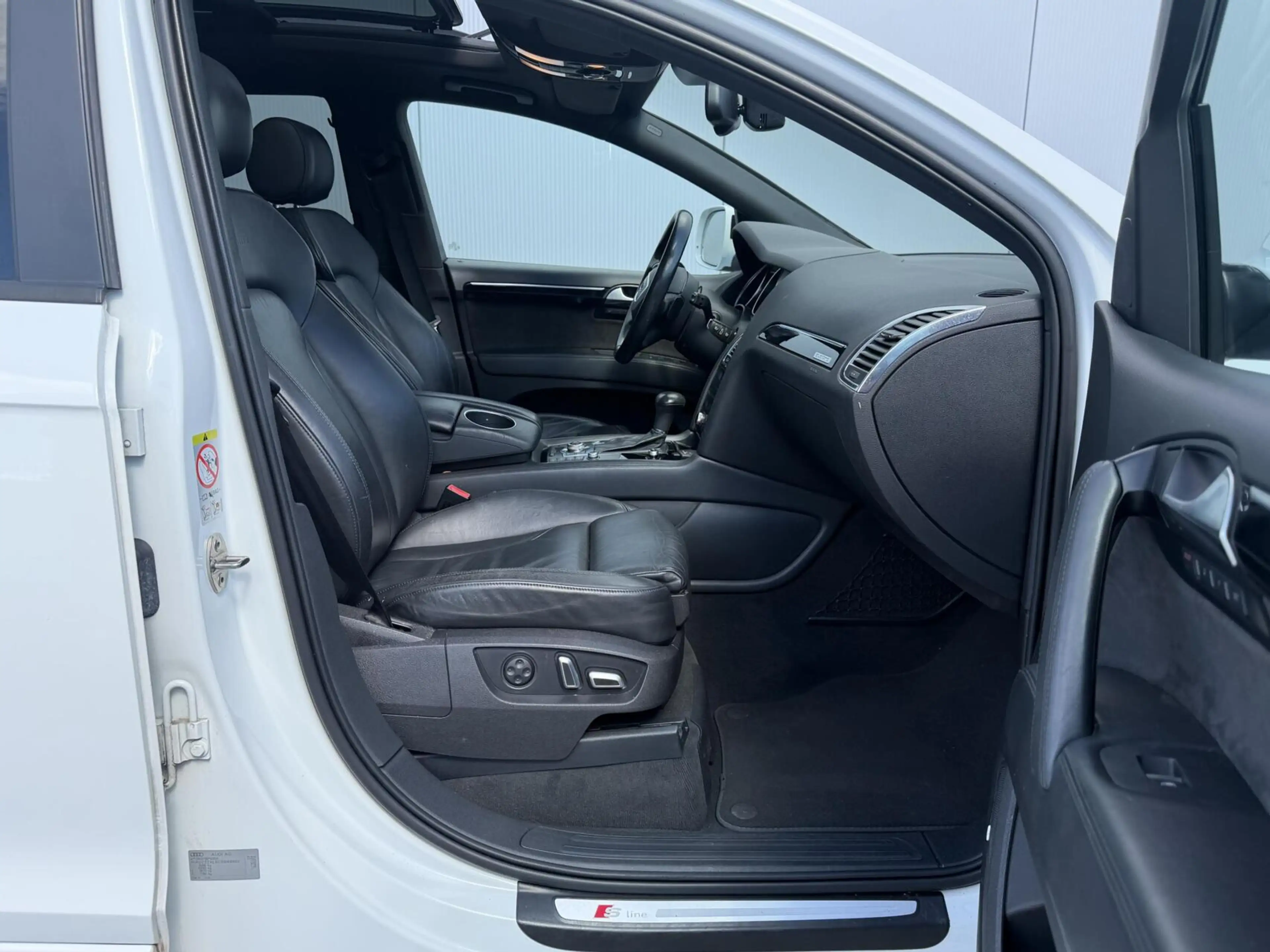 Audi Q7 3.0 TFSI quattro S line - 7 Pers - Top uitvoering — photo 14