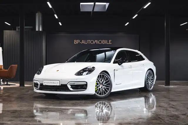 2022 Porsche Panamera in White for sale
