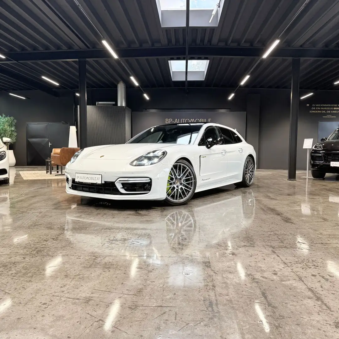 Porsche Panamera Platinium Edition Sport Turismo // Sport Design / Weiß - 1