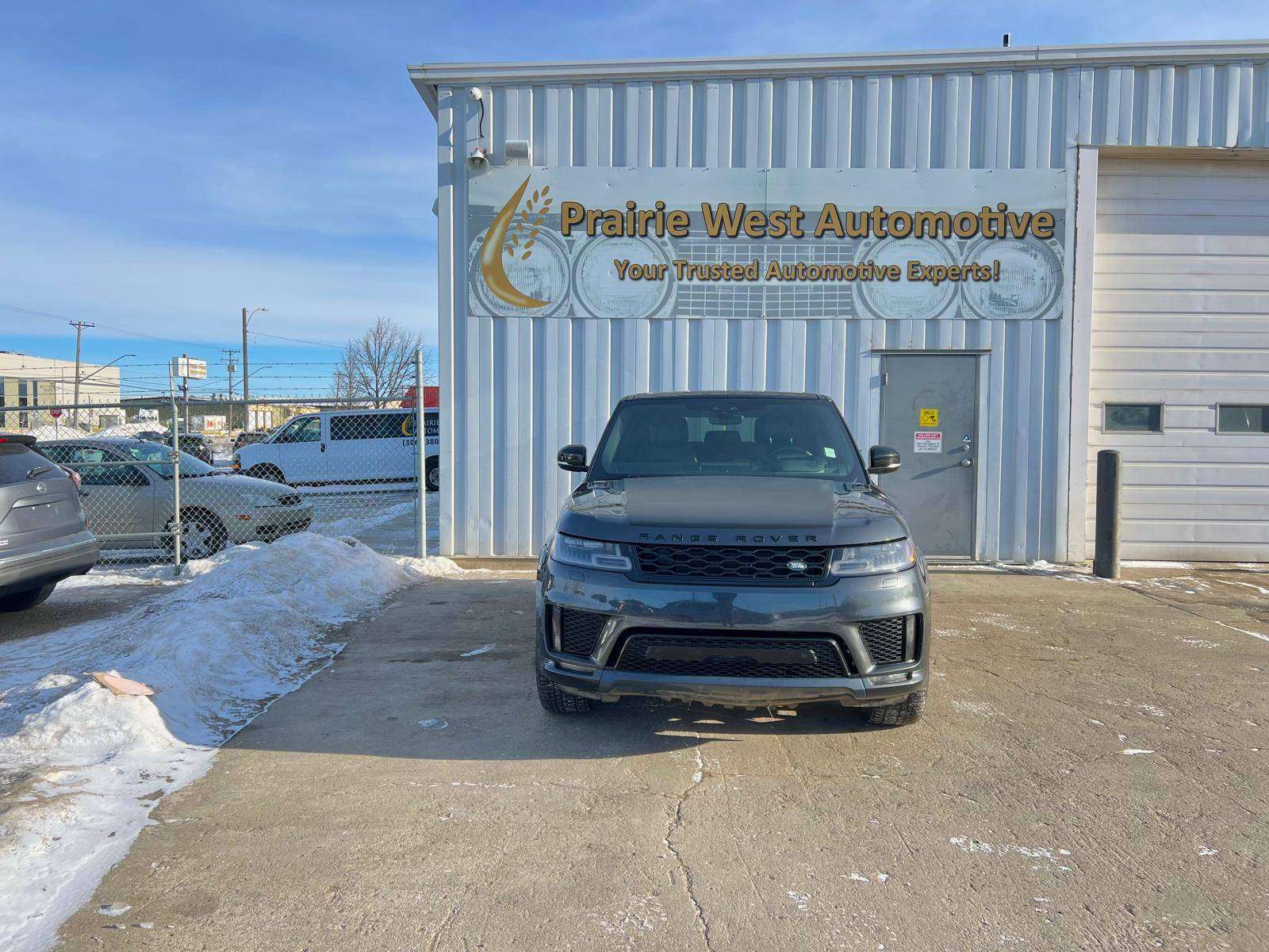 2019 Land Rover Range Rover Sport HSE Dynamic AWD alt 2