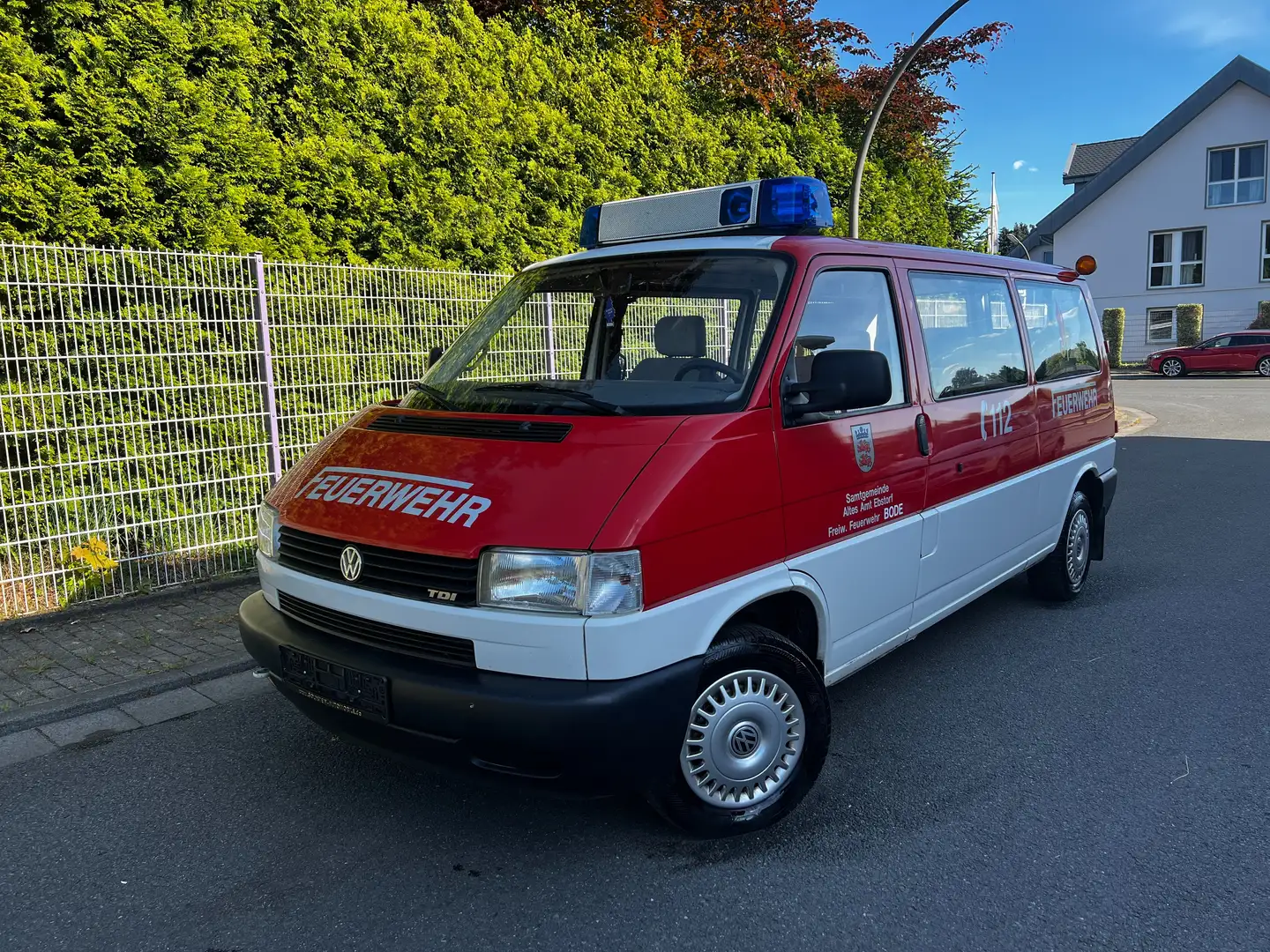 Volkswagen T4 Caravelle 2.5TDI 9 SZ/STD.HZ/AHK/SERVO Alb - 1