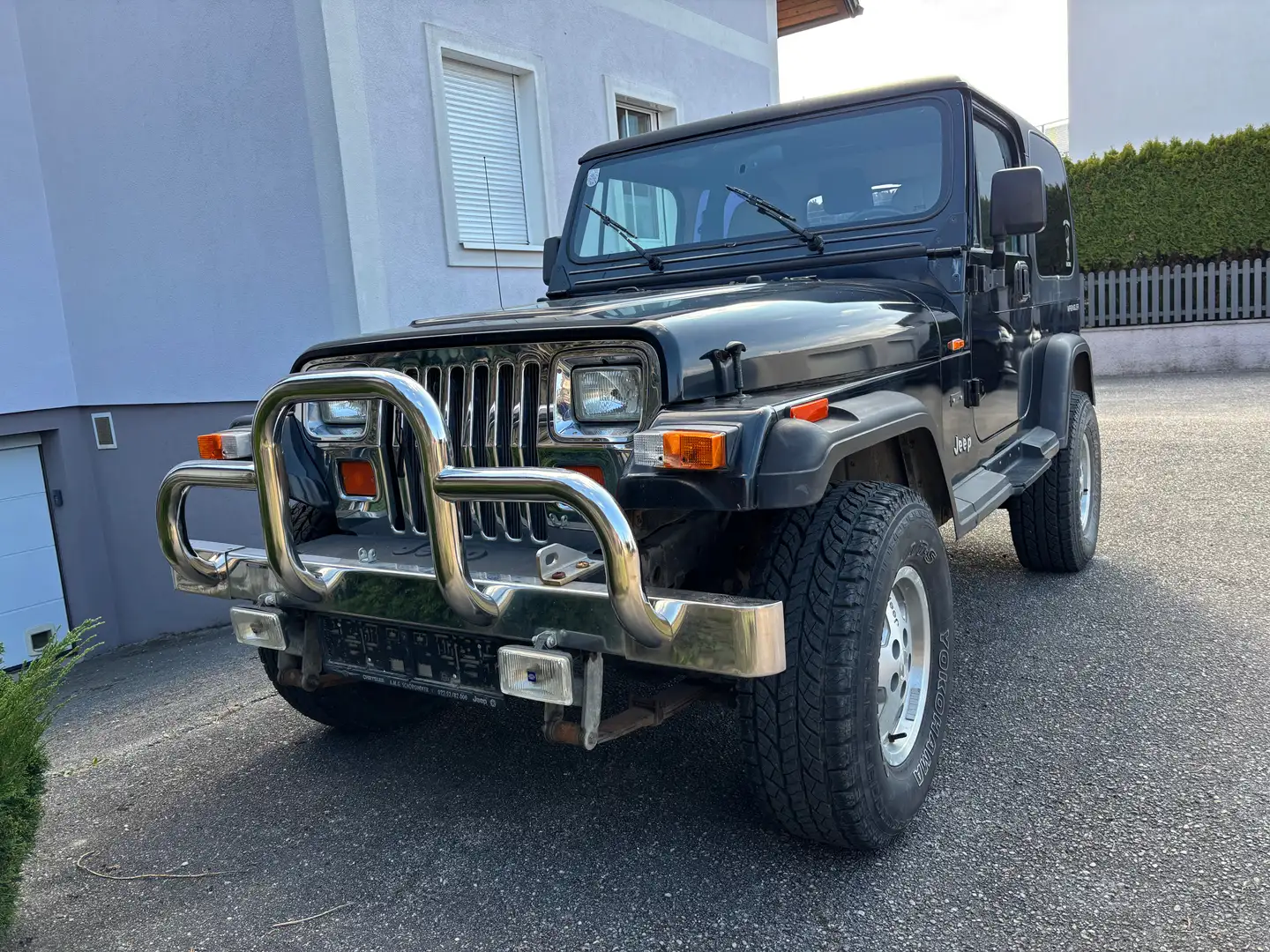Jeep Wrangler Wrangler 4,0 HardTop Schwarz - 2