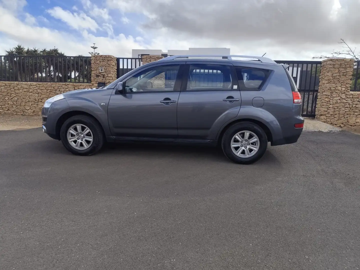 Citroen C-Crosser C-Crosser 2.2HDI VTR VTR Gris - 1