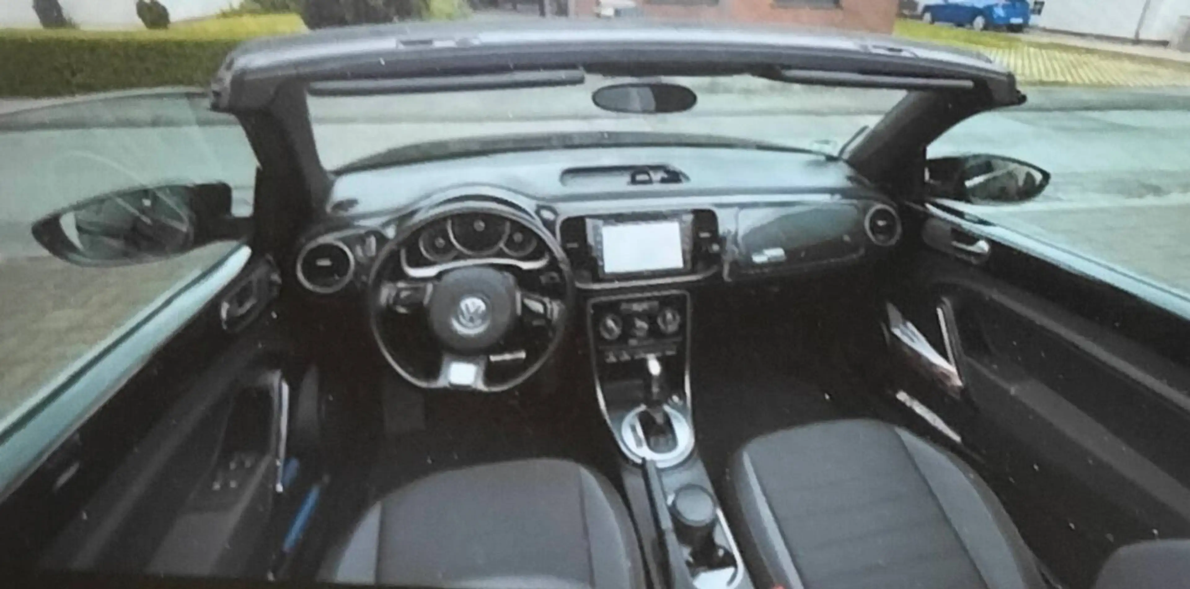 Volkswagen Beetle Cabrio 1.4TSI AUT."R-LINE"TOP-GEPFLEGT,FELGENWAHL-WAHL — photo 4