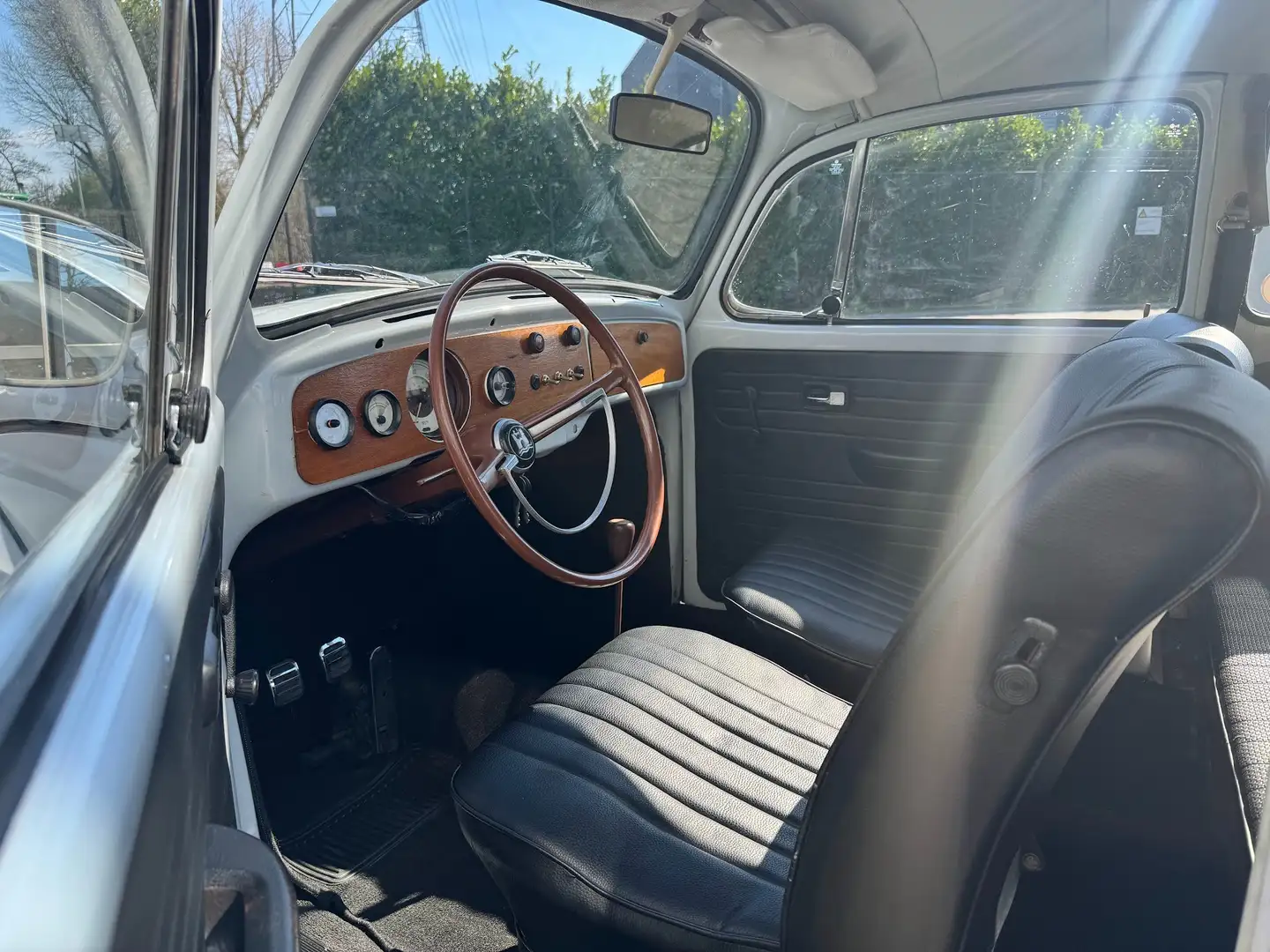 Volkswagen Kever 1300 Alb - 1