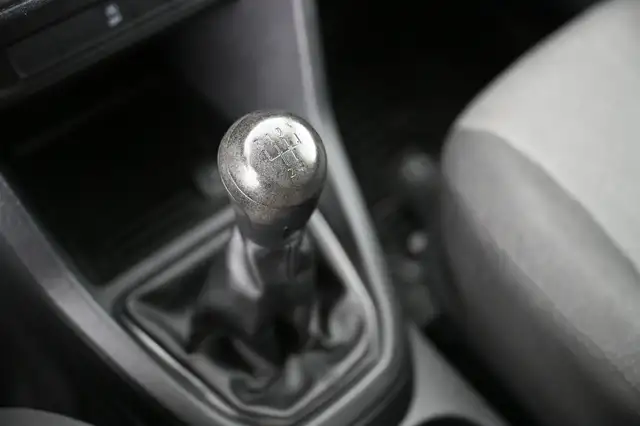 Volkswagen Caddy view 20