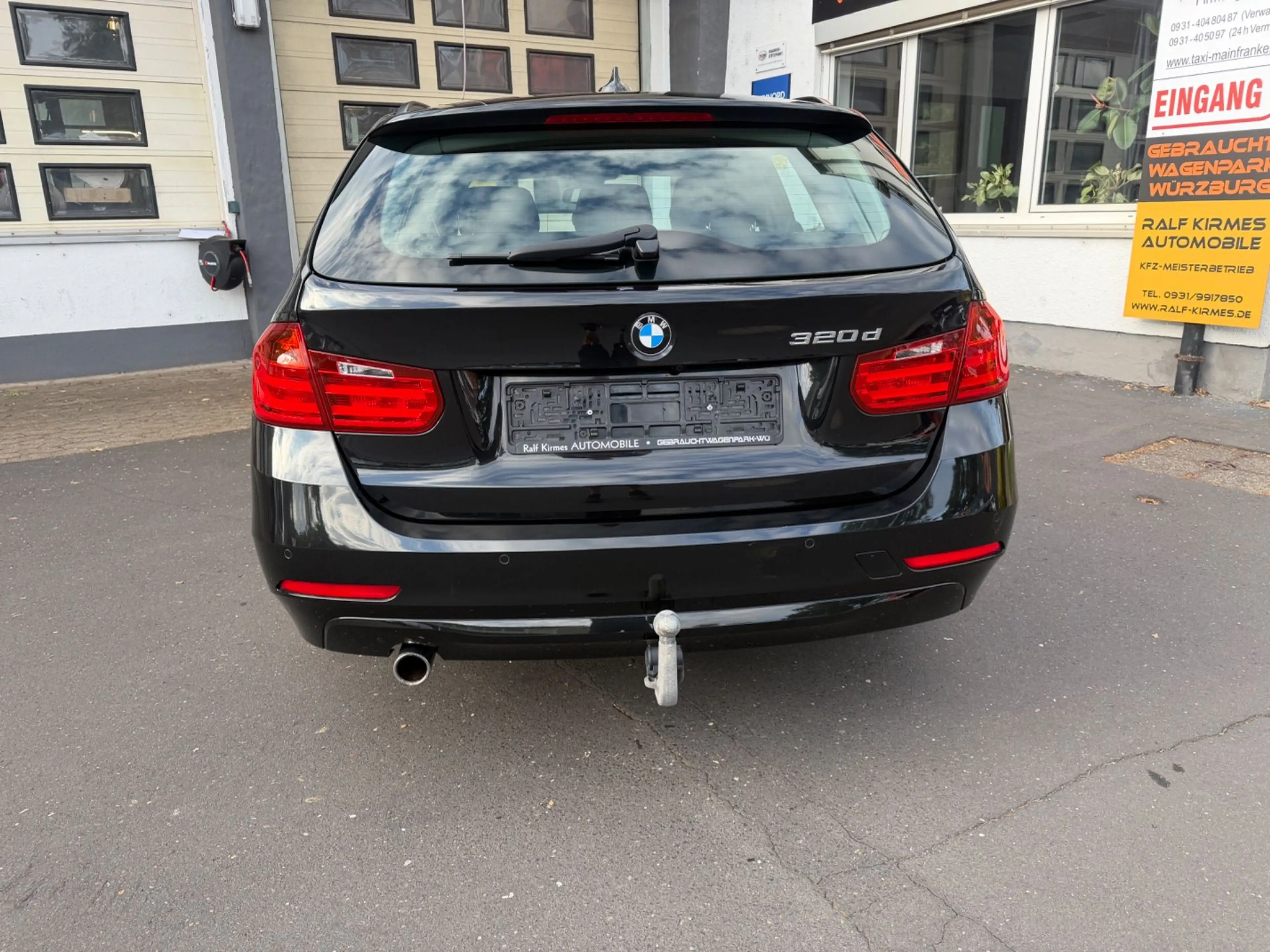 BMW 320 d Touring Comfort Navi Kamera AHK Panorama PDC — photo 13