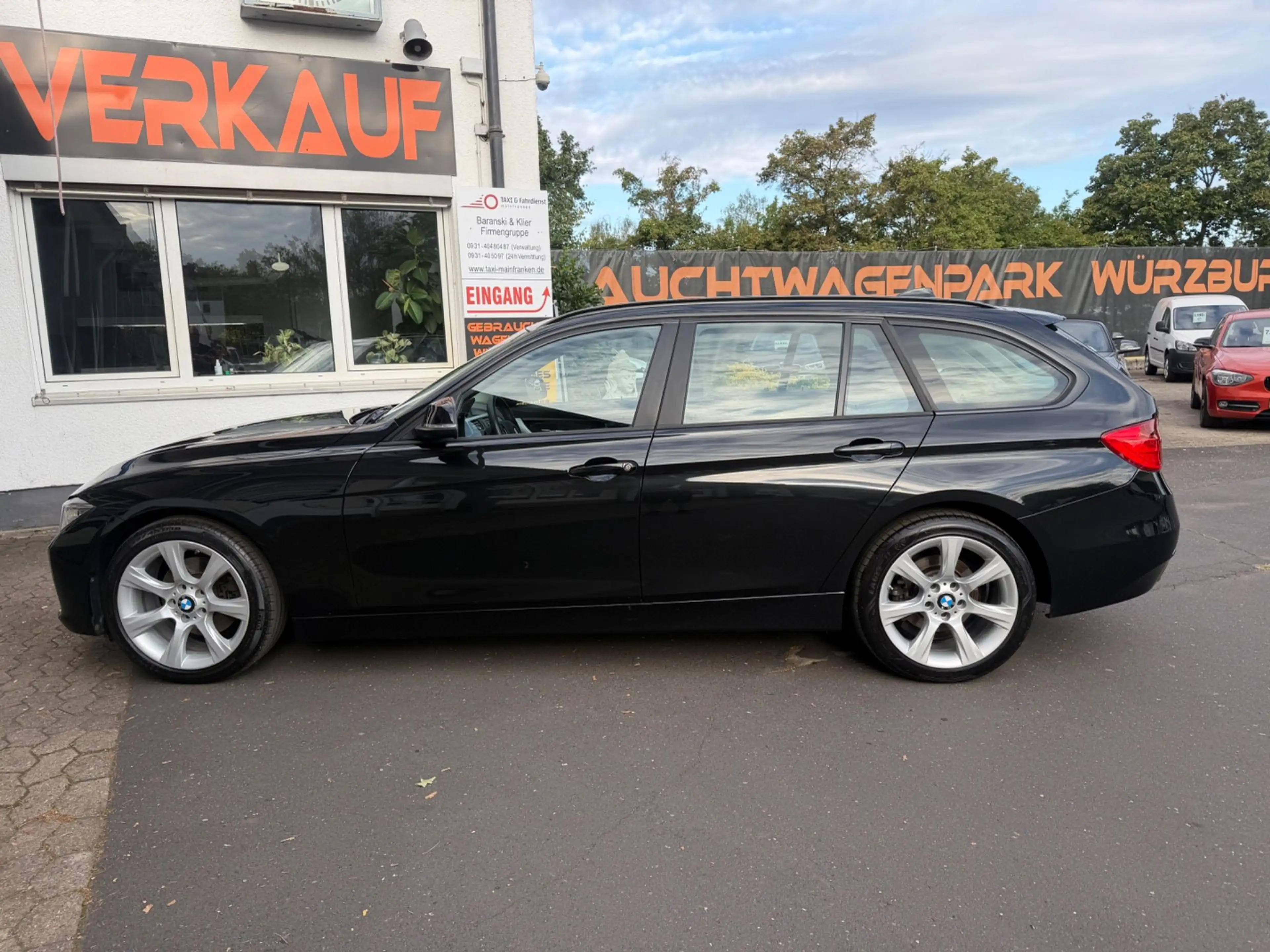 BMW 320 d Touring Comfort Navi Kamera AHK Panorama PDC — photo 15