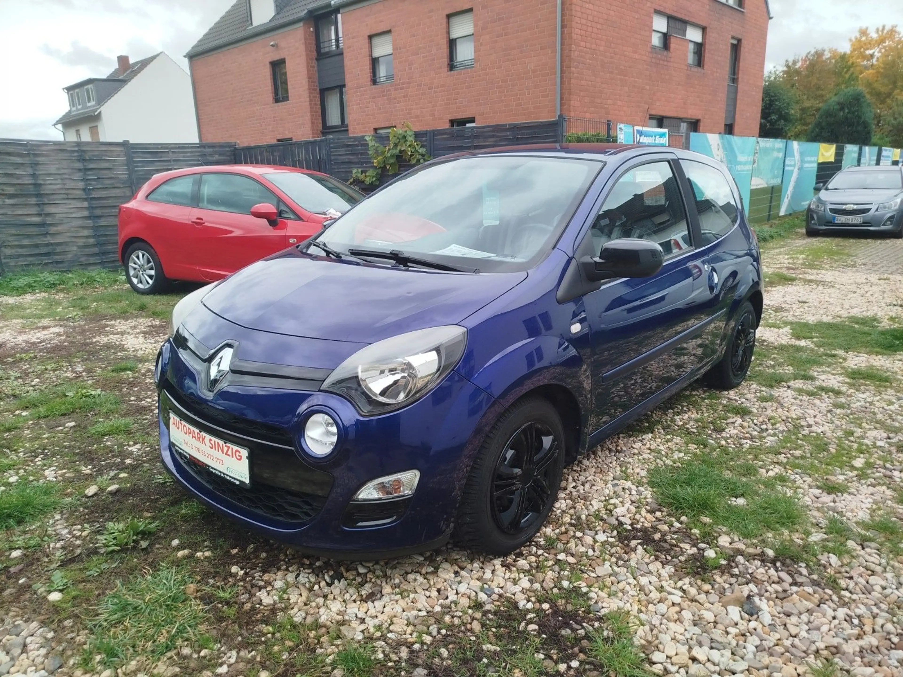 Renault Twingo Paris 1,2*Klima*Temp.*BlueT.*1J. Garantie — photo 2
