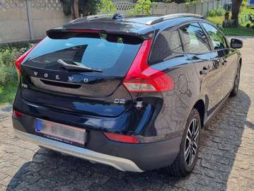 V40 Cross Country D2