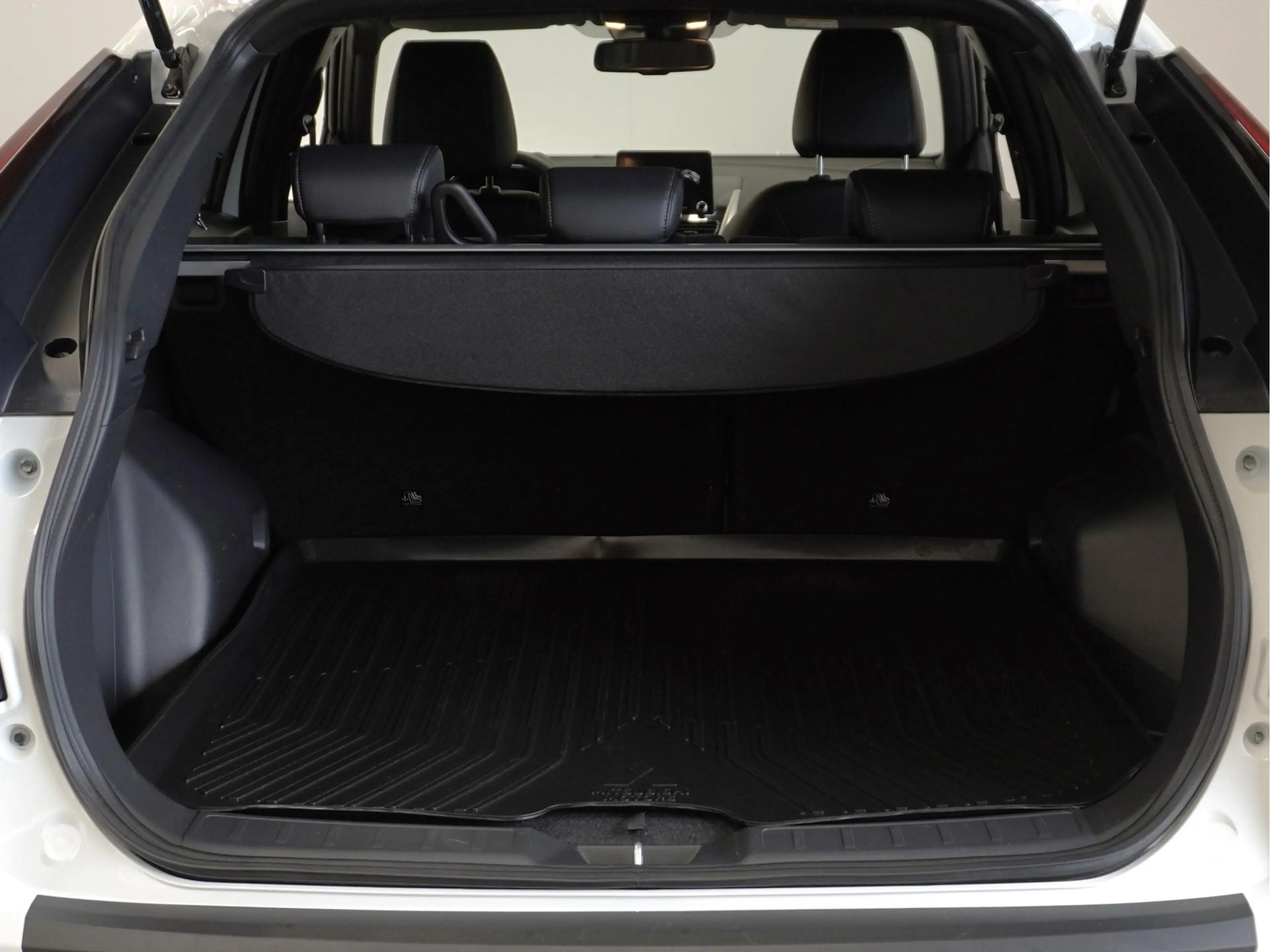Mitsubishi Eclipse Cross 2.4 PHEV Intense+ | Navigatie | Apple Carplay / An — photo 10