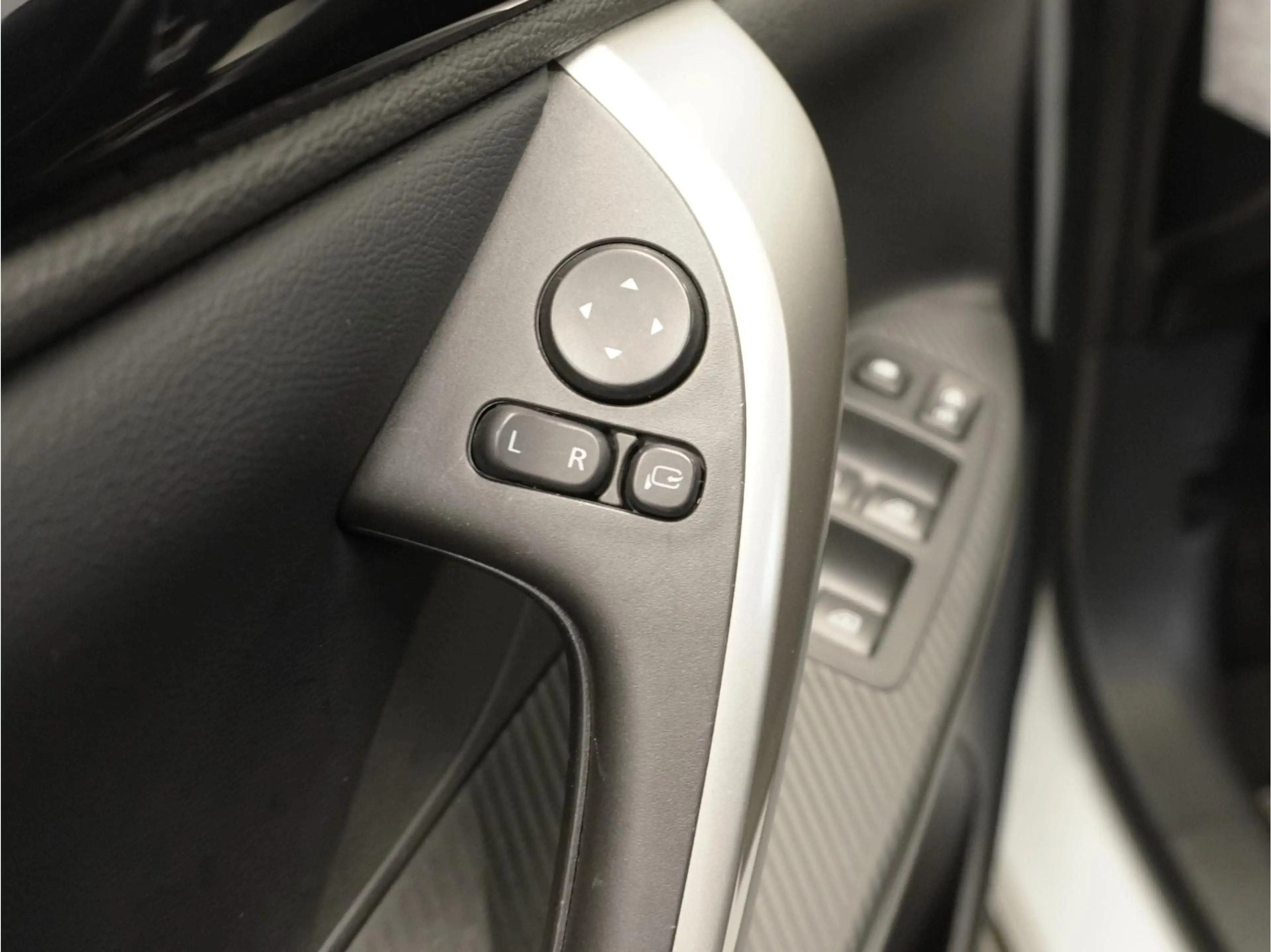 Mitsubishi Eclipse Cross 2.4 PHEV Intense+ | Navigatie | Apple Carplay / An — photo 13